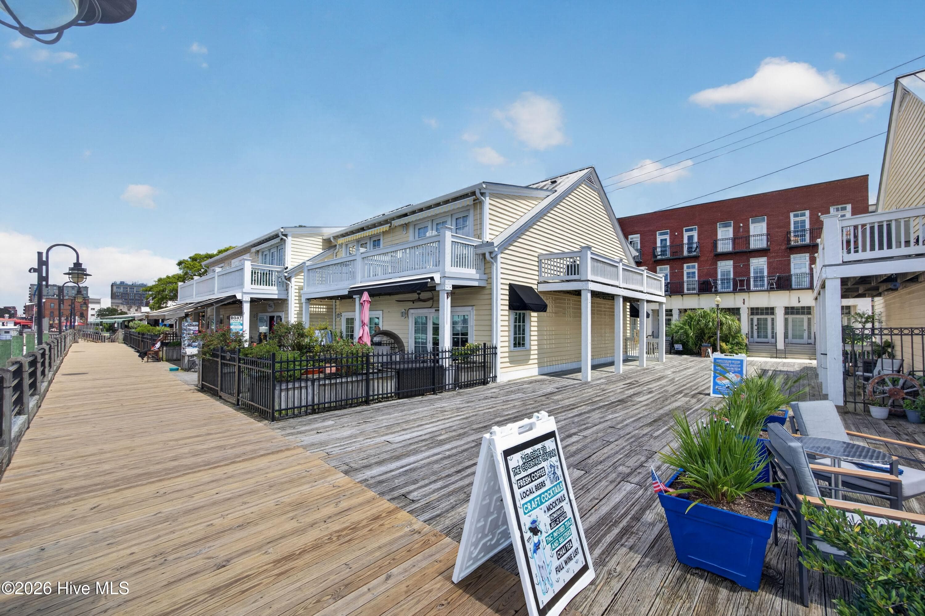 Condominium at 215 S Water Street Apt 107, Wilmington, NC 28401, photo 4 of 31