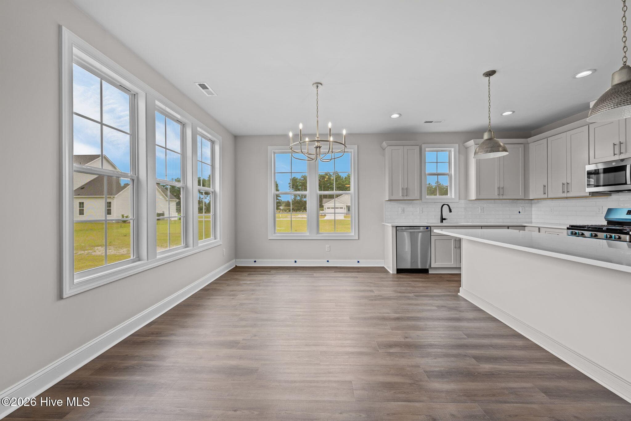 Single Family Residence at 1004 Exeter Place, New Bern, NC 28562, photo 18 of 44