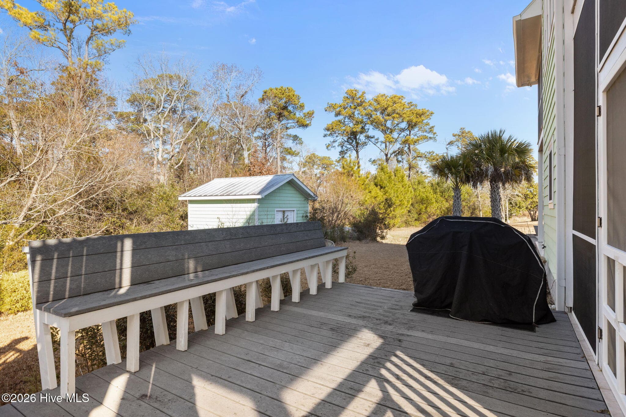 Level 1 rear deck - 109 Key West Lane, Newport, NC 28570