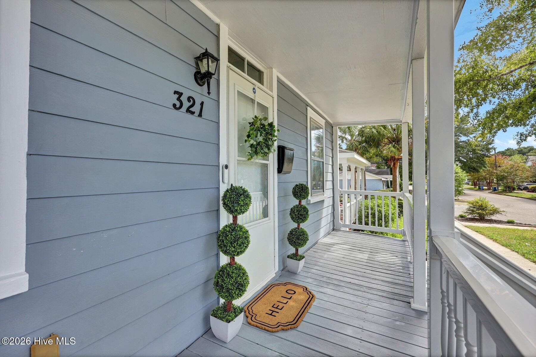 Single Family Residence at 321 S 7th Street, Wilmington, NC 28401, photo 5 of 34