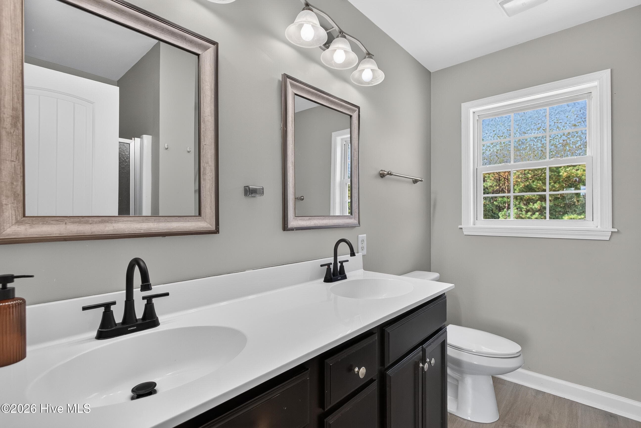 Single Family Residence at 127 Hunt Drive, Hubert, NC 28539, photo 24 of 36
