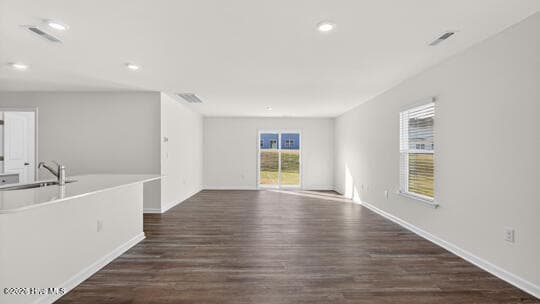 Single Family Residence at 508 Chestnut Oak Drive, Sanford, NC 27332, photo 10 of 38