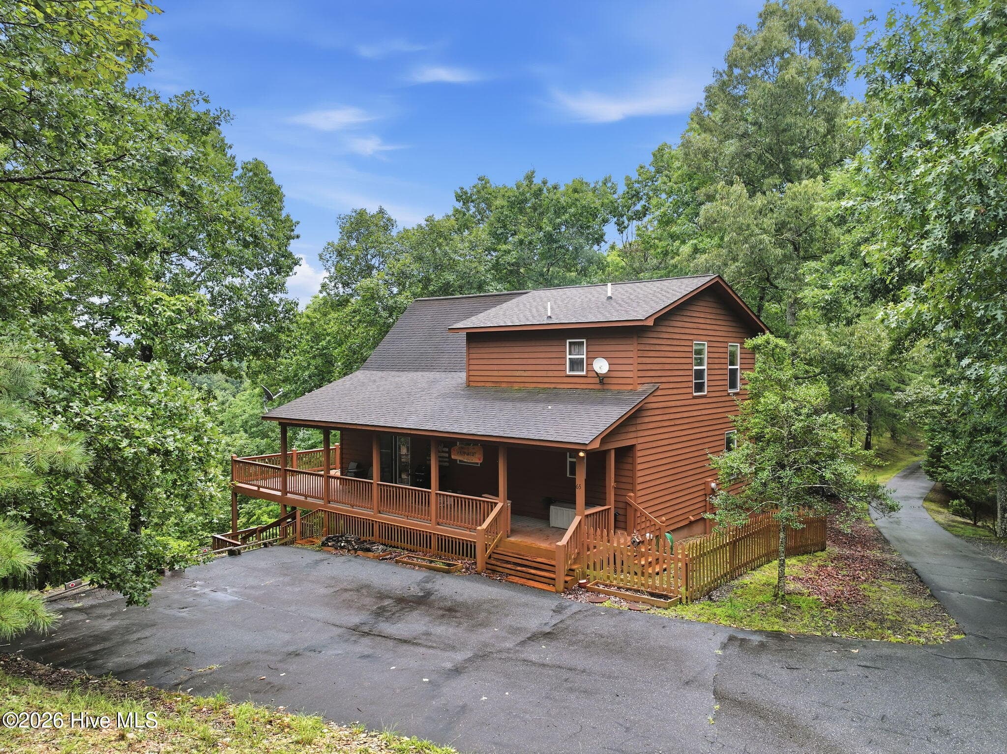 Single Family Residence at 65 Ellis Lane, Murphy, NC 28906, photo 3 of 25
