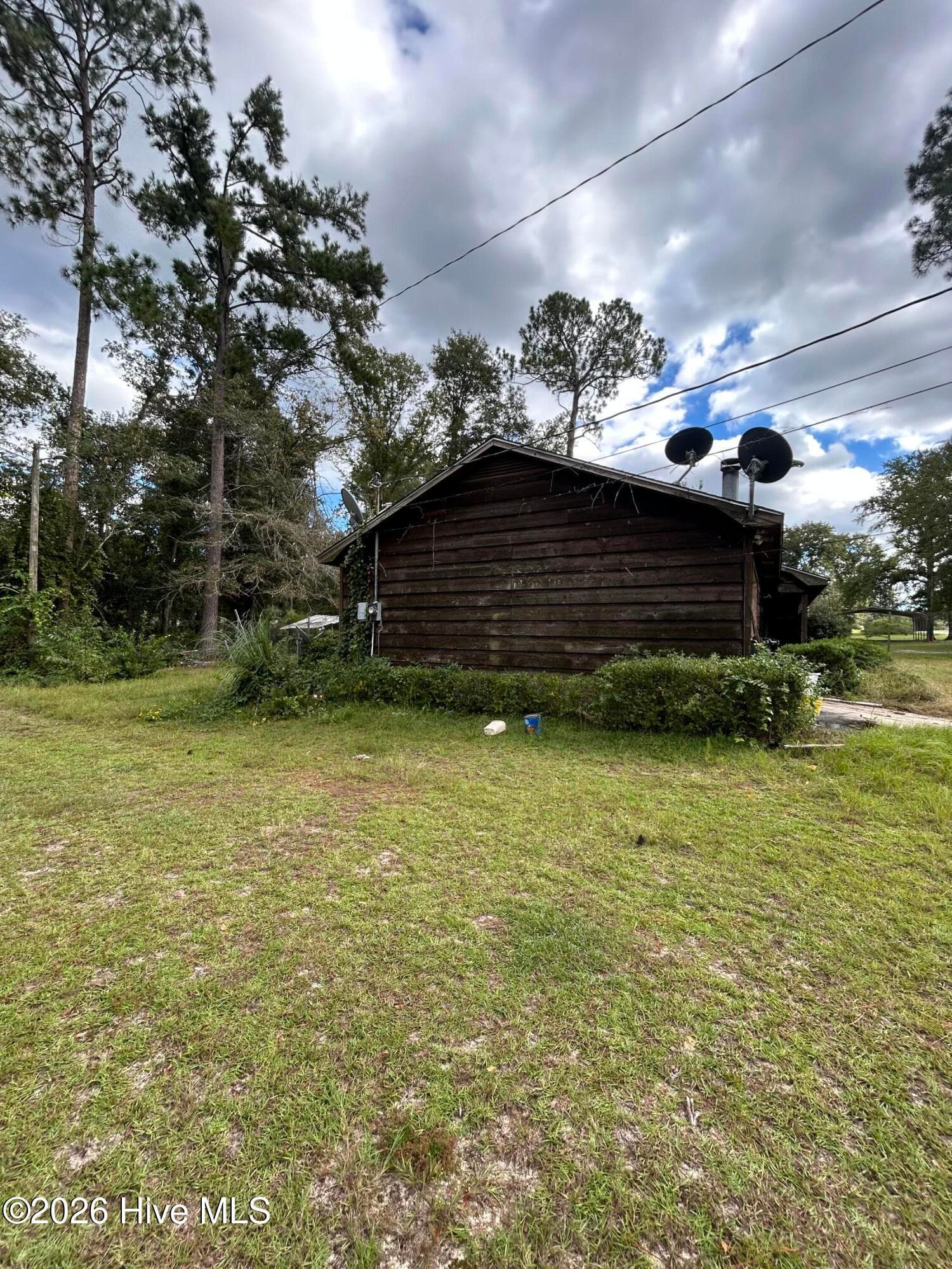 Single Family Residence at 156 N Jefferson Street Ext, Lyons, GA 30436, photo 4 of 24