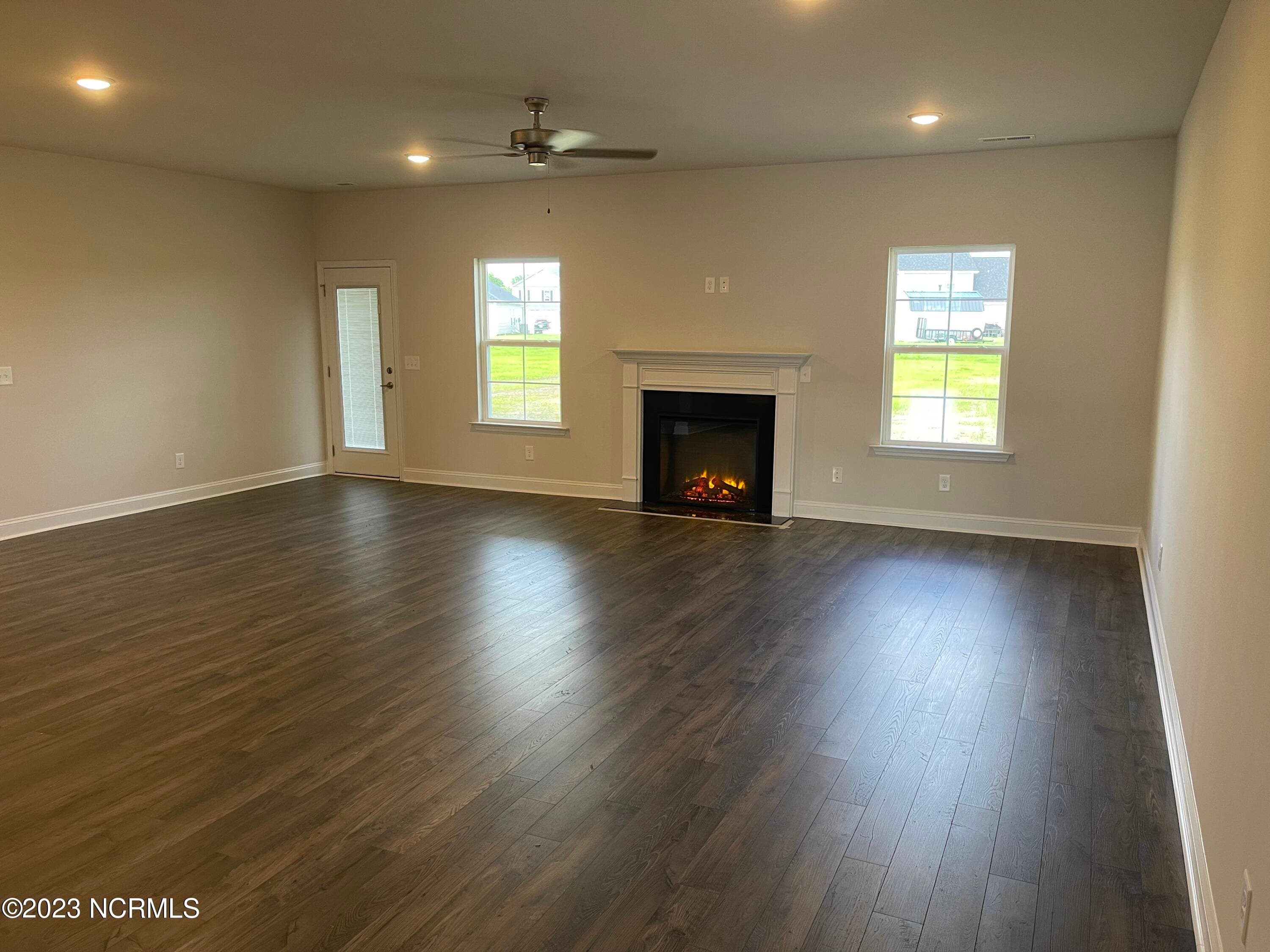 Pictures are of the same floor plan on a different lot. Actual colors and options may vary. - 2138 Royal Pines Drive, New Bern, NC 28560