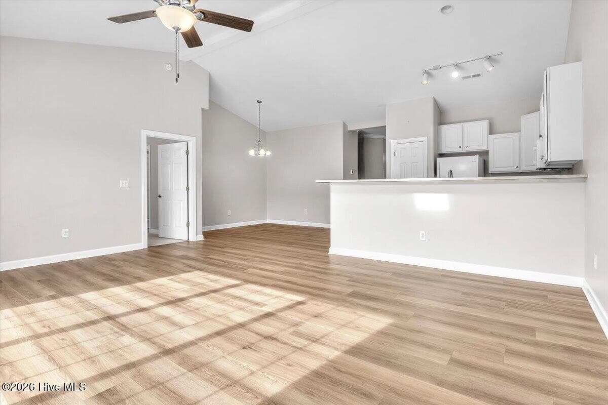Family Room - 5006 Carleton Drive Unit 121, Wilmington, NC 28403