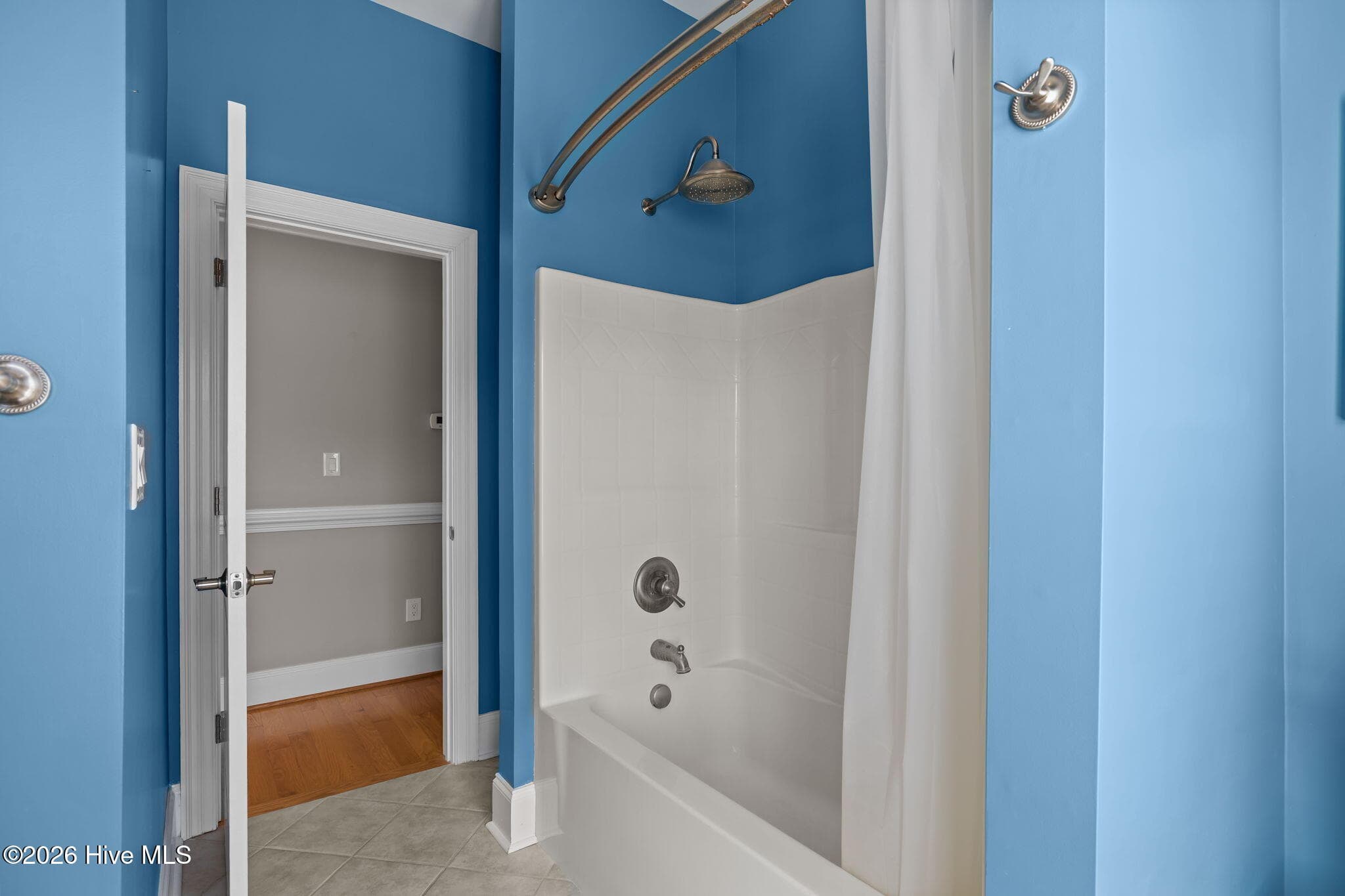 Level 3 bath (2) - 109 Key West Lane, Newport, NC 28570