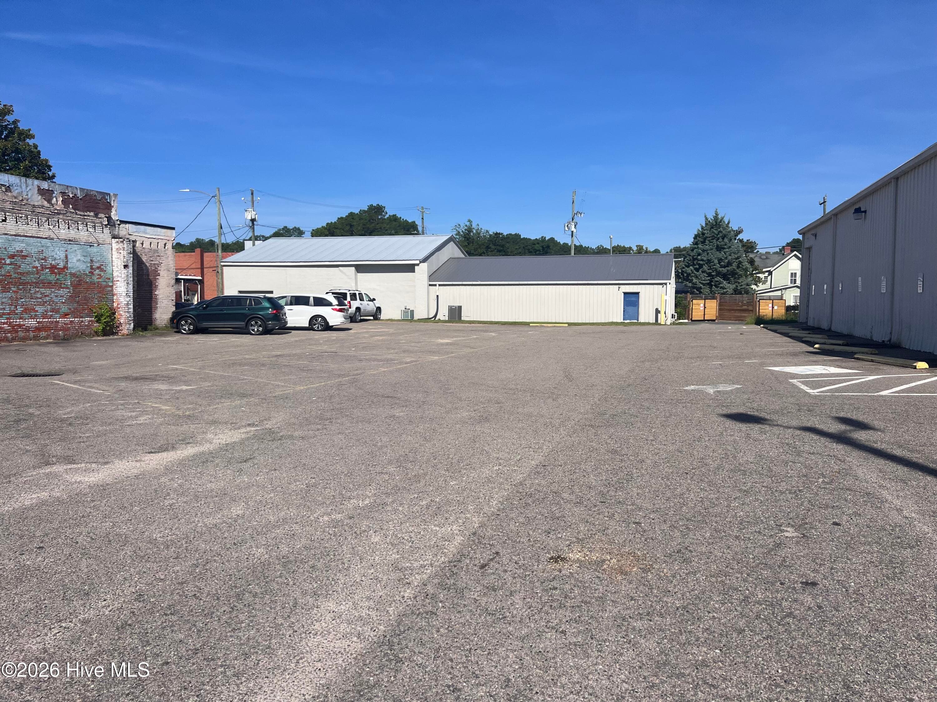 177 N Sycamore Street, Aberdeen, NC 28315