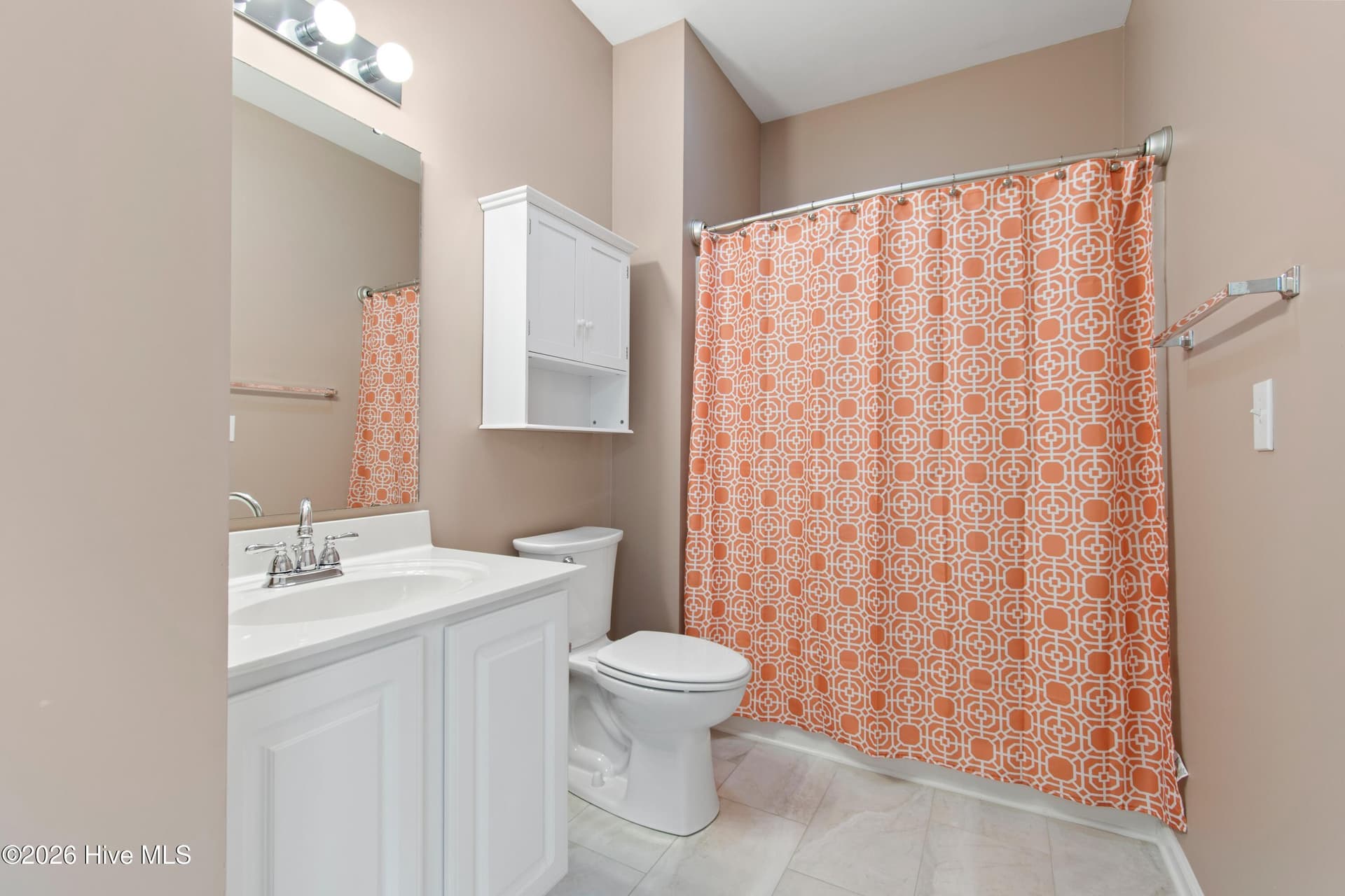 Guest bath - 940 Great Egret Circle SW # 2, Sunset Beach, NC 28468