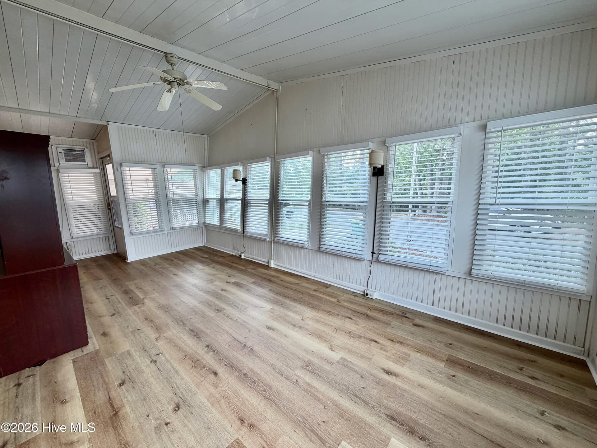 Manufactured Home at 4701 Lake Front Drive, Martinez, GA 30907, photo 5 of 23