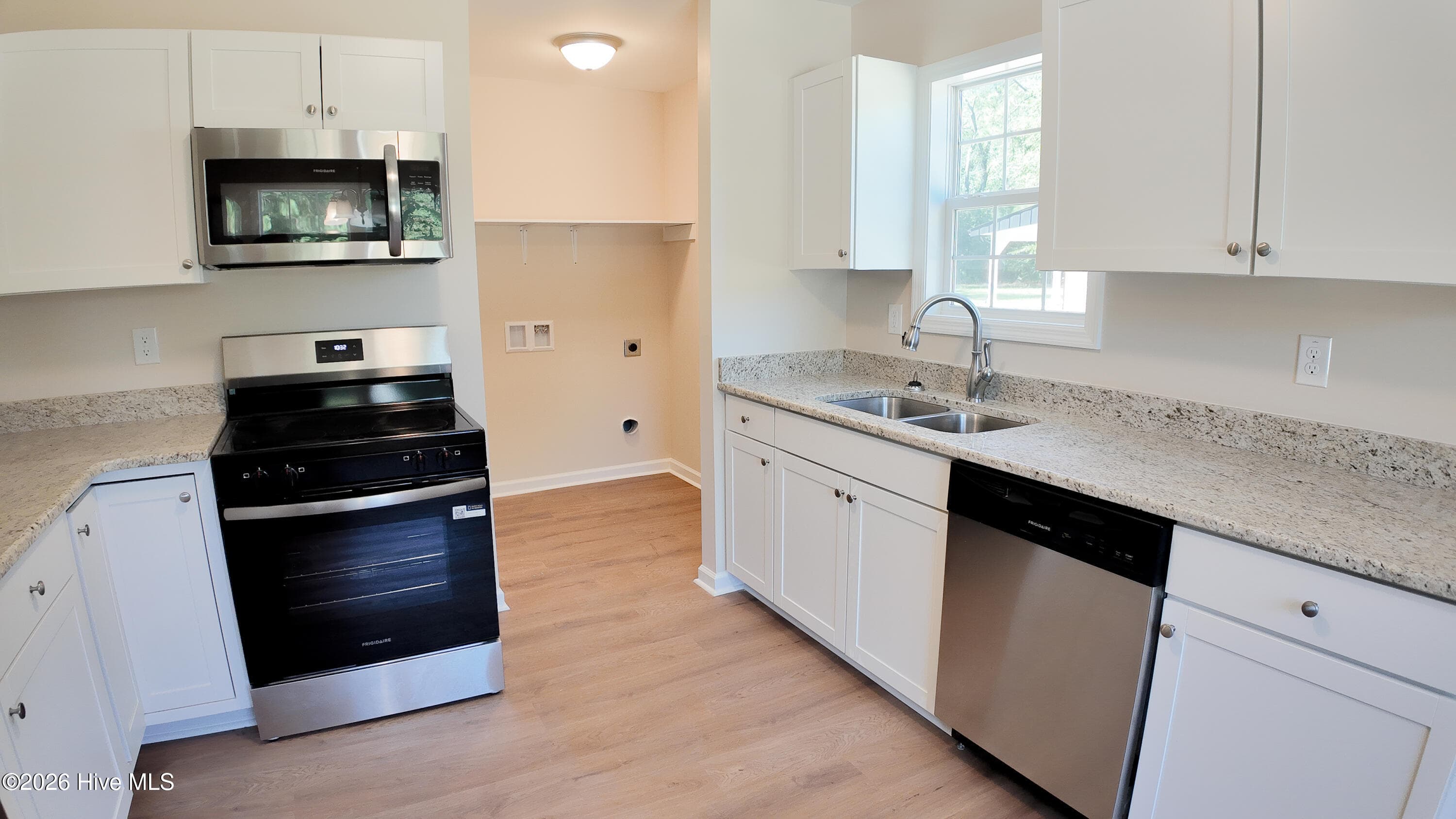 Single Family Residence at 769 Five Road, Clinton, NC 28328, photo 10 of 20
