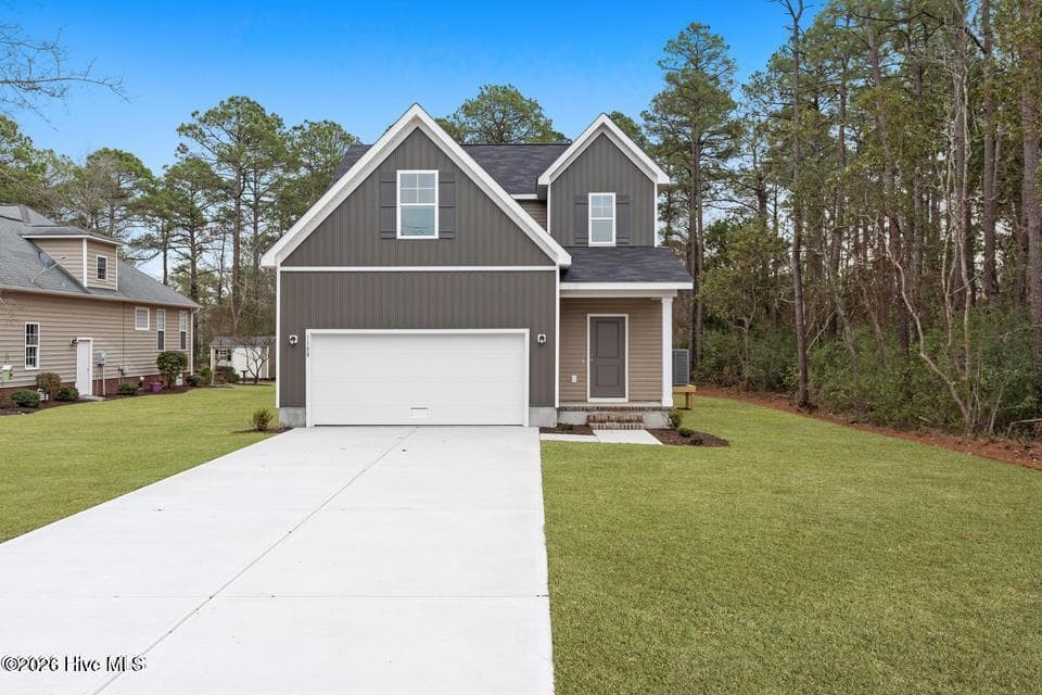 Single Family Residence at 1108 Crows Nest Court, New Bern, NC 28560, photo 2 of 19