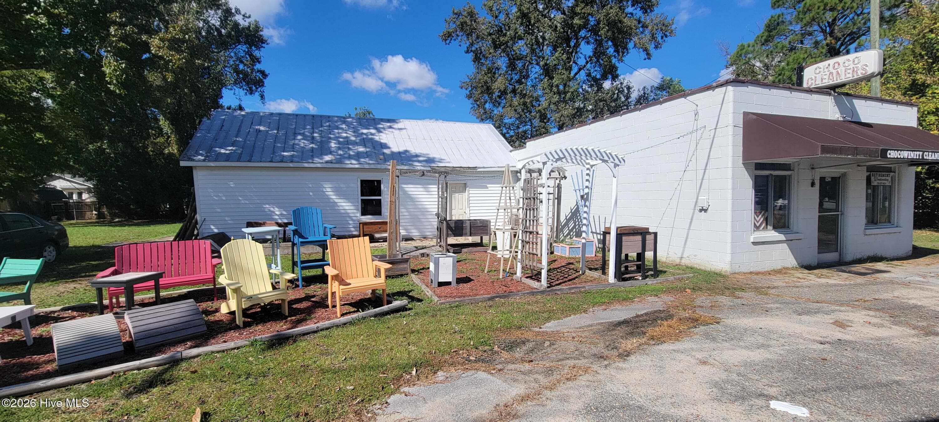 FRONT VIEW - 3422 Us 17 Highway S, Chocowinity, NC 27817