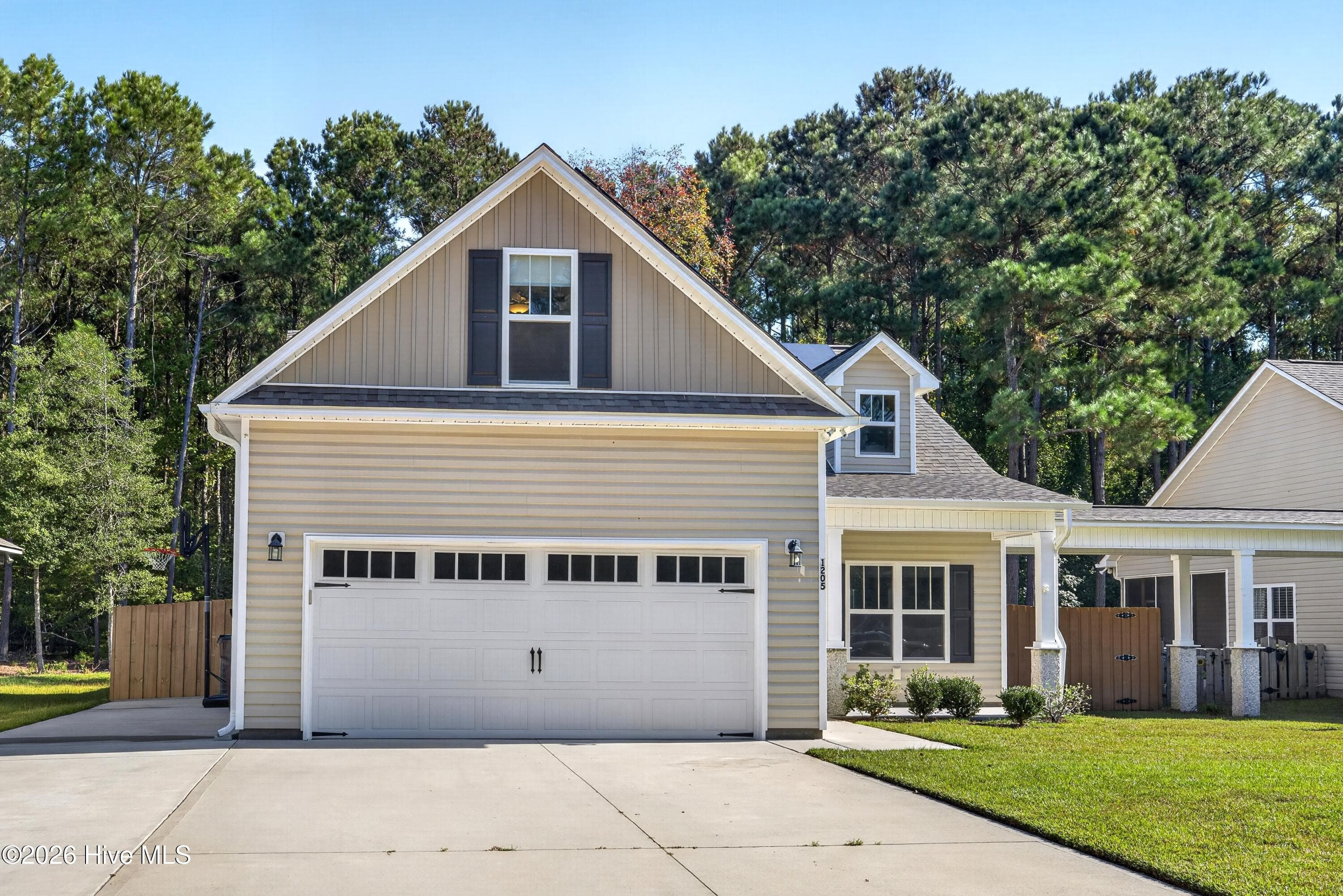 Single Family Residence at 1205 Dan Owen Drive, Hampstead, NC 28443, photo 37 of 50