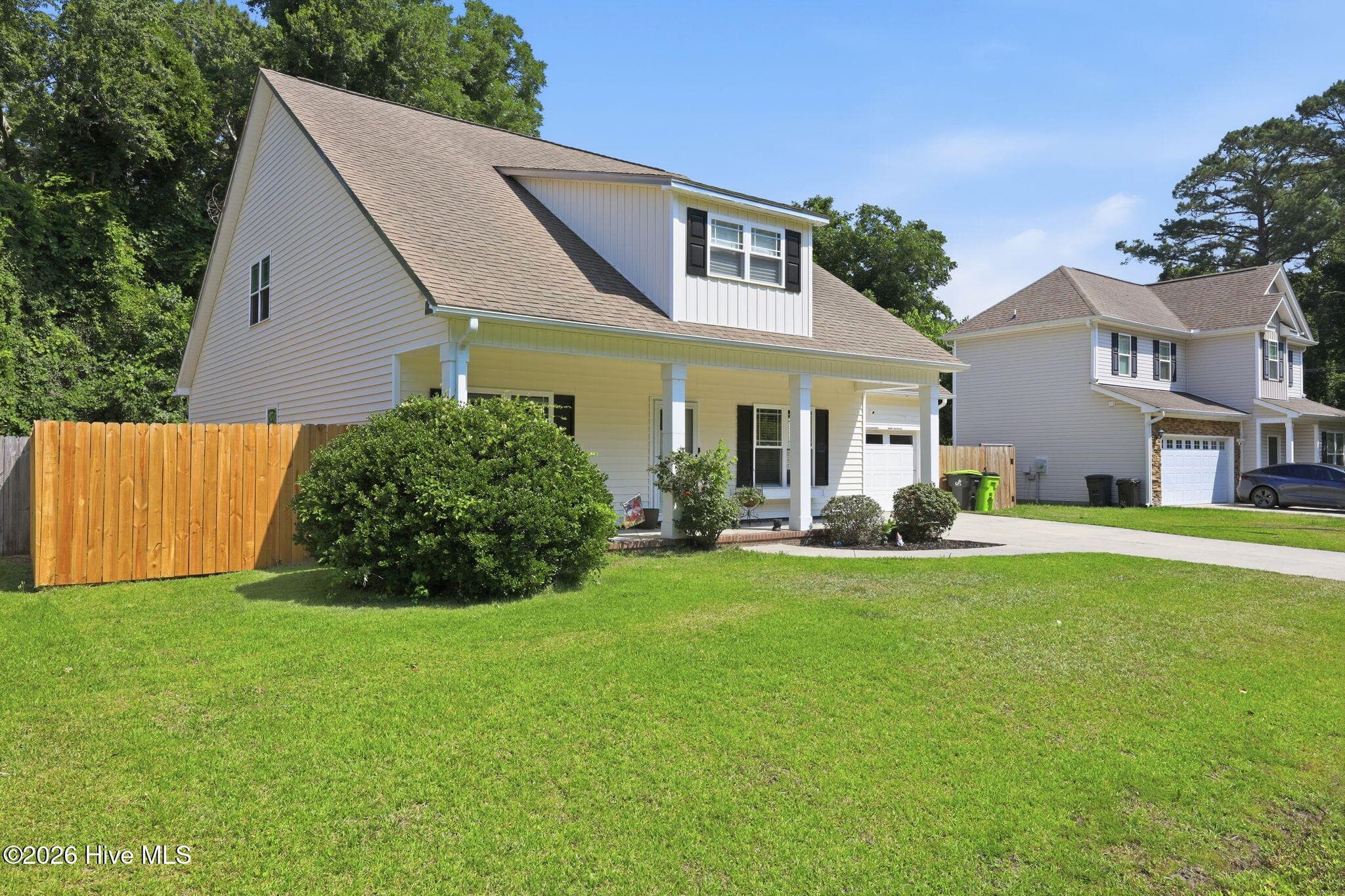 Single Family Residence at 402 Satterfield Drive, New Bern, NC 28560, photo 31 of 42