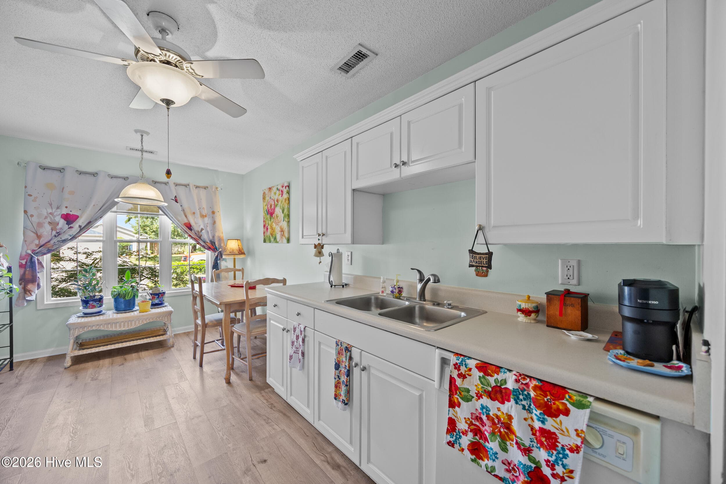 Single Family Residence at 7202 Konlack Court, Wilmington, NC 28411, photo 8 of 29
