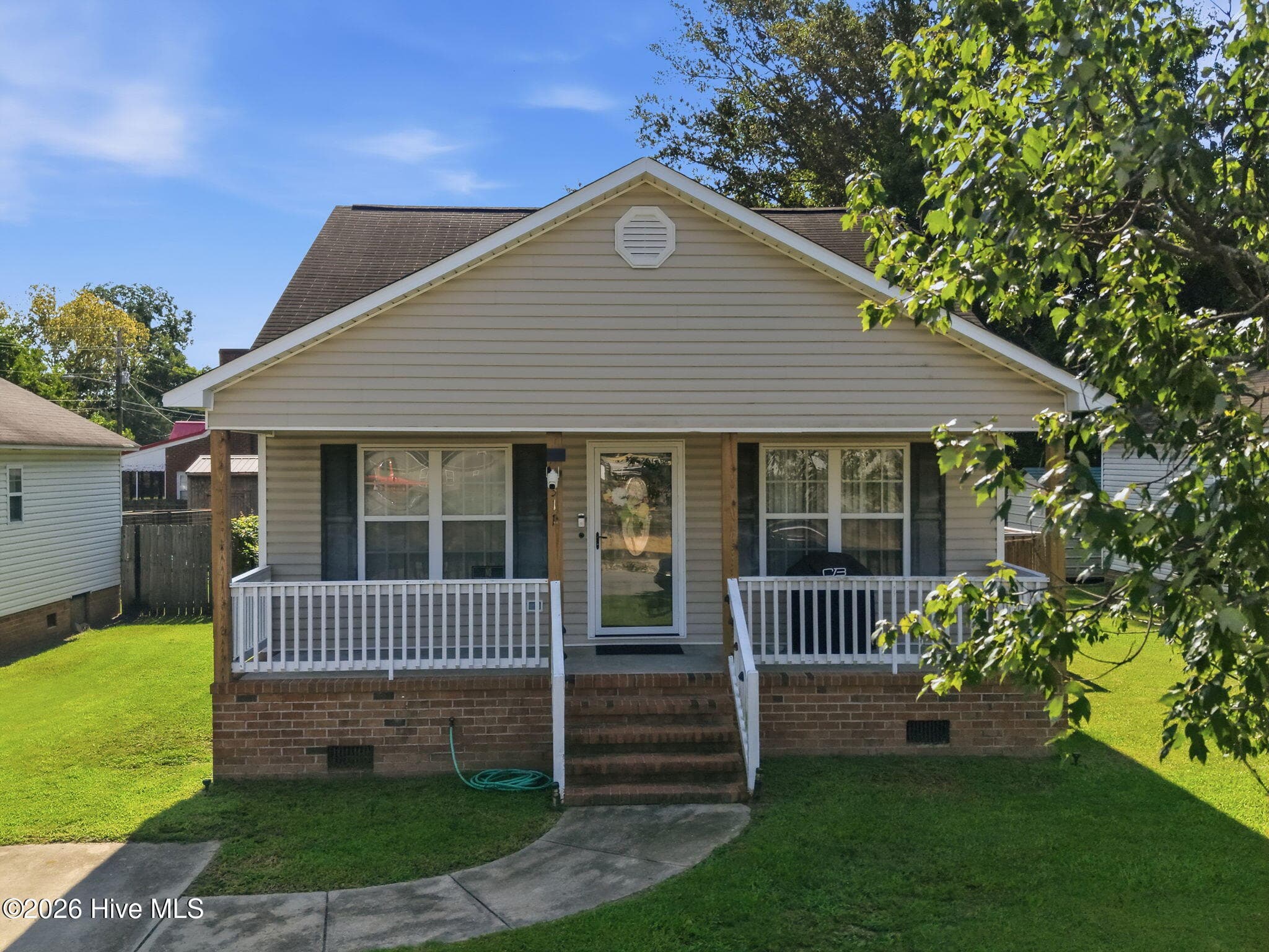 Single Family Residence at 311 Fleming Street, Washington, NC 27889, photo 6 of 42