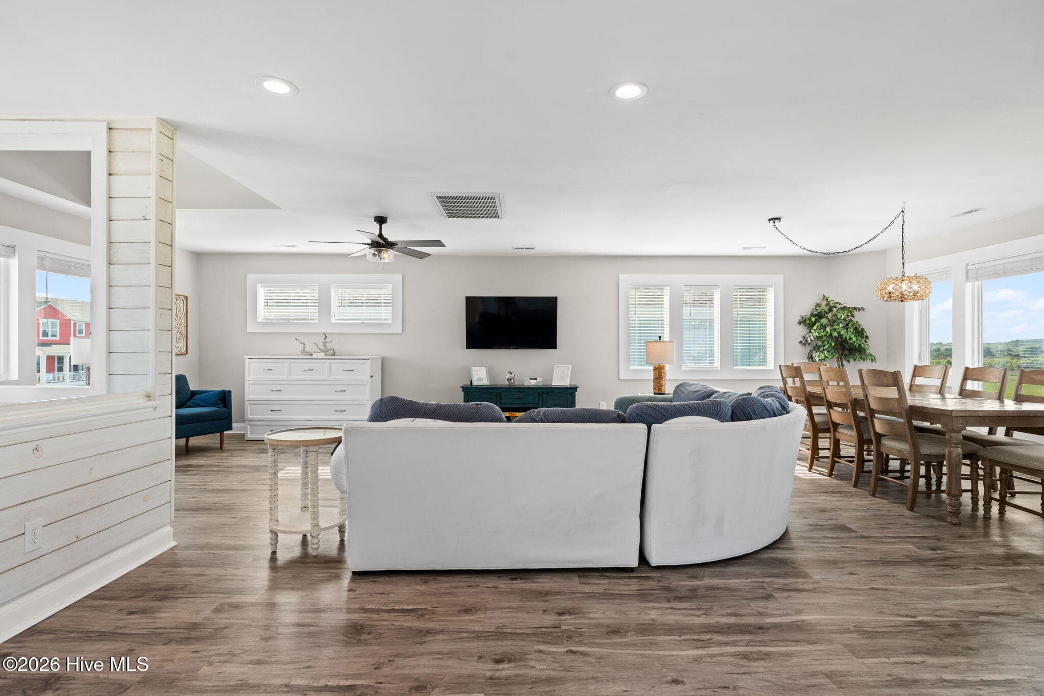 Single Family Residence at 598 Ocean Boulevard W, Holden Beach, NC 28462, photo 21 of 68