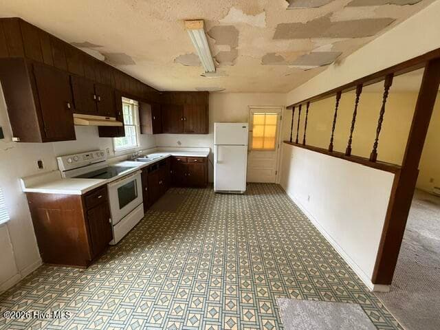 Kitchen - 6572 Dogwood Lane, Grifton, NC 28530
