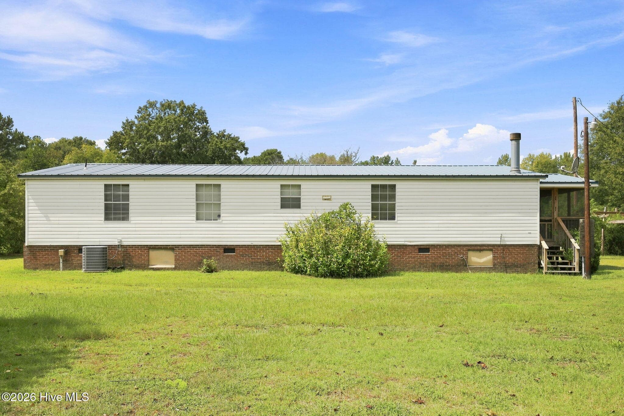 Manufactured Home at 4652 Faith Baptist Church Road, Pinetops, NC 27864, photo 102 of 145