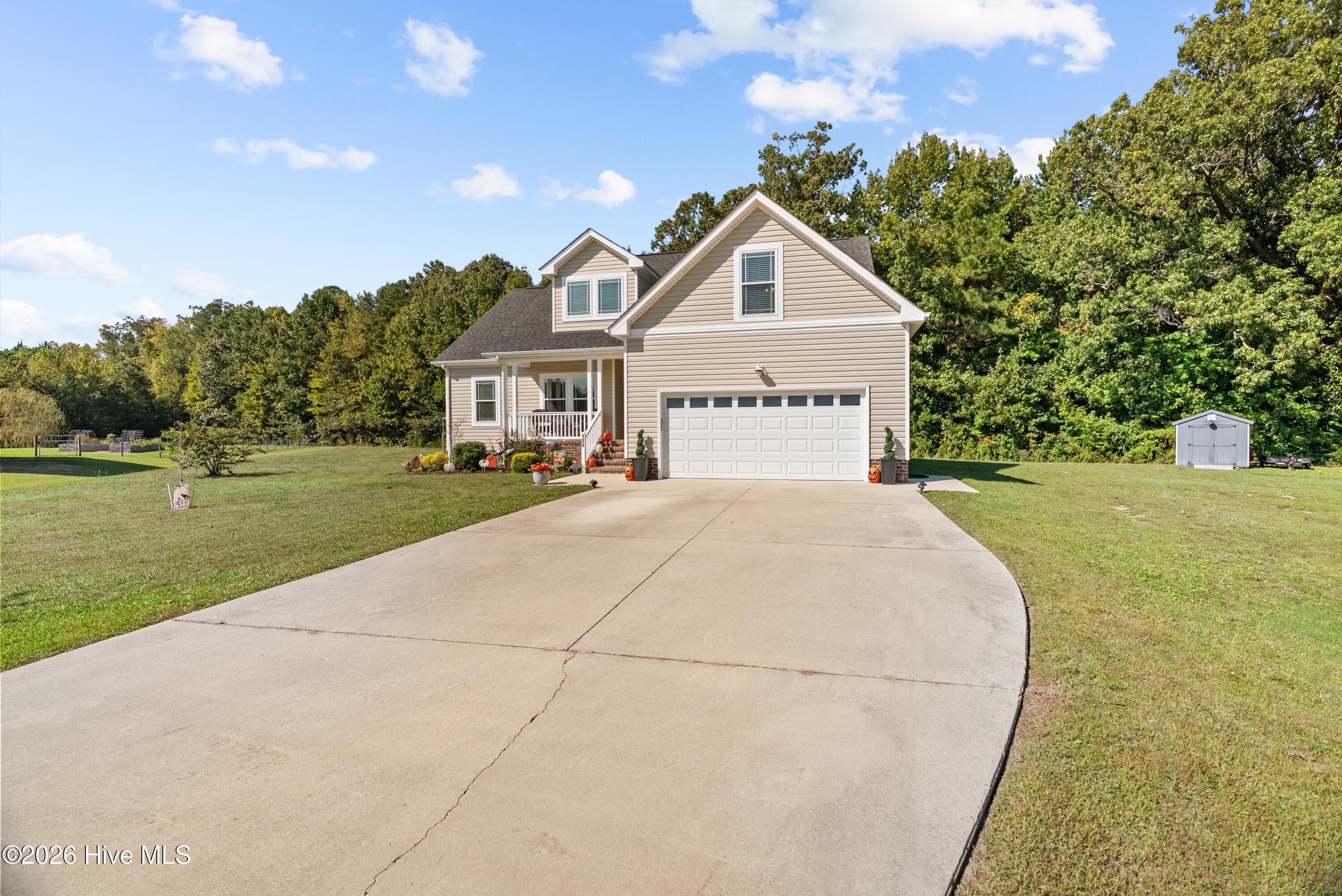 Single Family Residence at 104 Smitty Lane, Moyock, NC 27958, photo 2 of 49