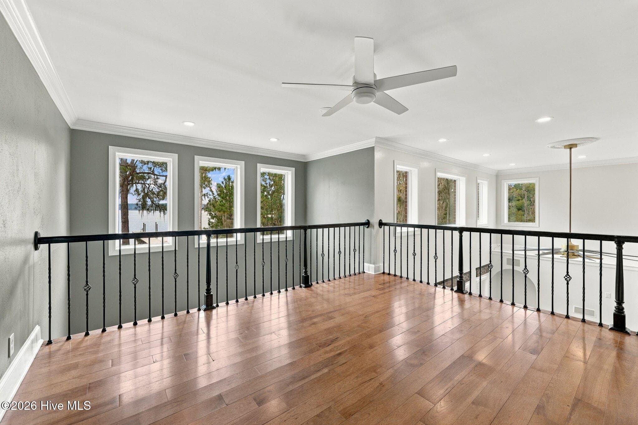 Loft - 516 Long Point Road, Chocowinity, NC 27817