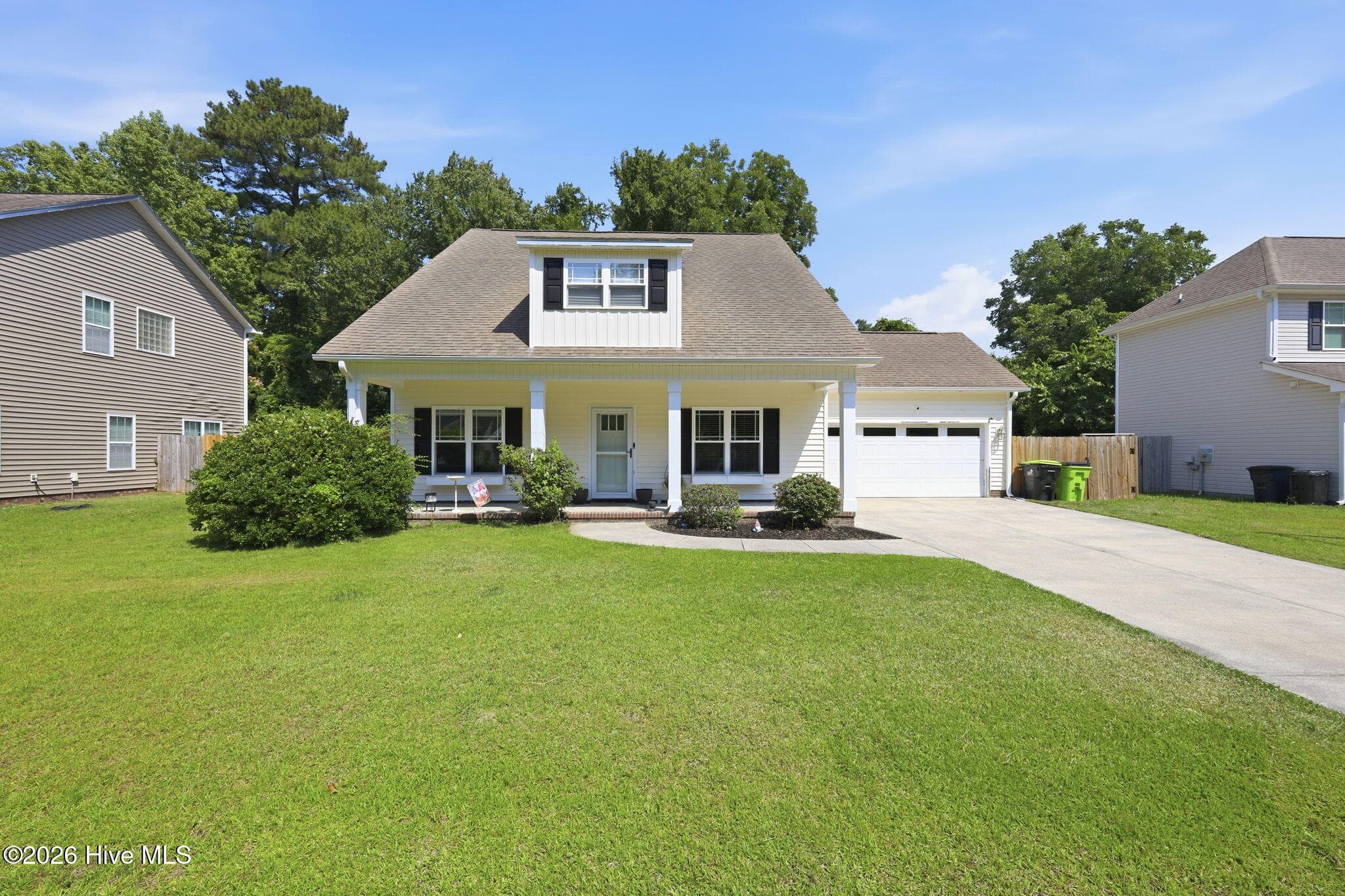Single Family Residence at 402 Satterfield Drive, New Bern, NC 28560, photo 32 of 42