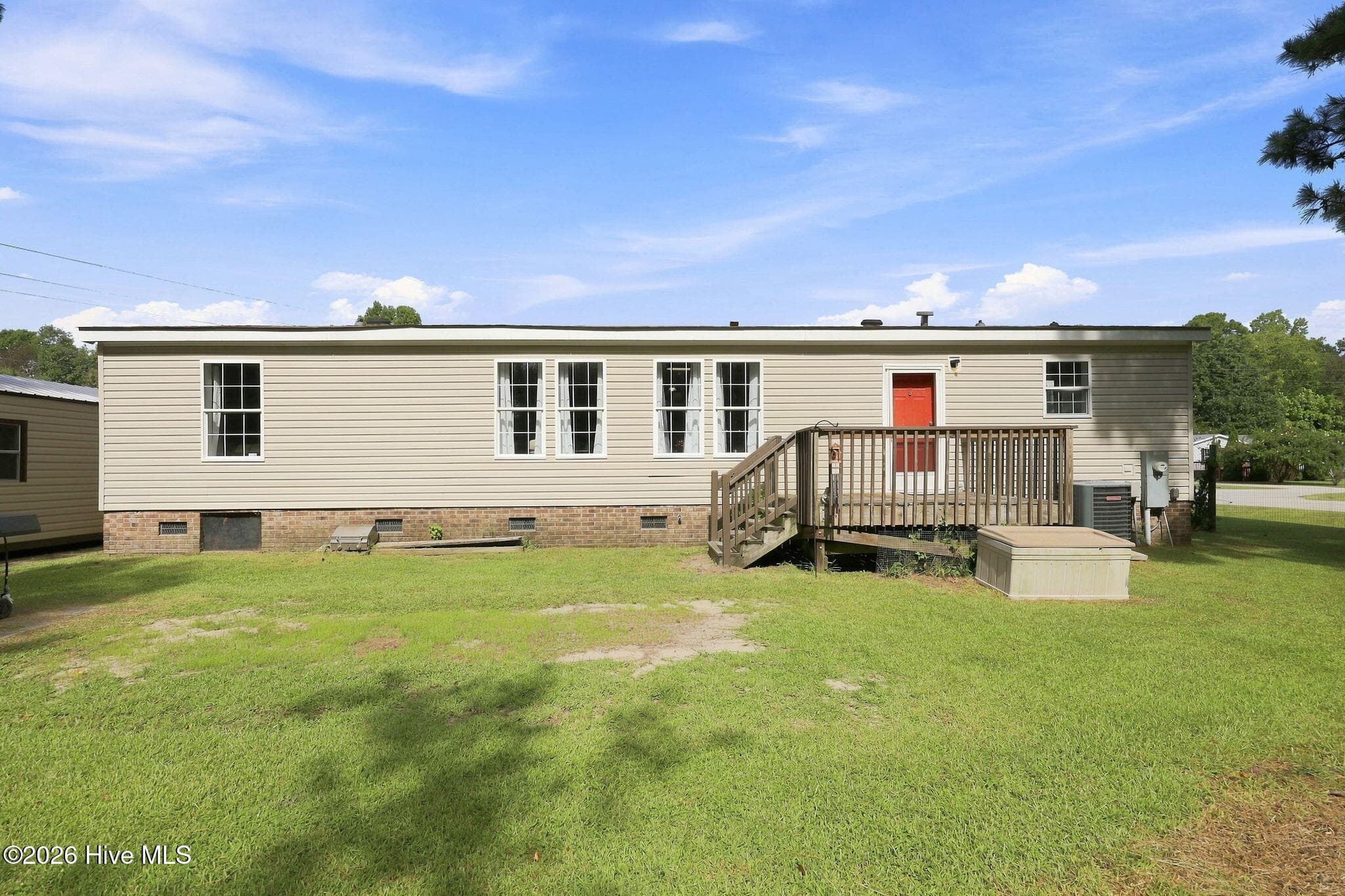 Manufactured Home at 206 Shipmans Pike, Jacksonville, NC 28546, photo 33 of 51