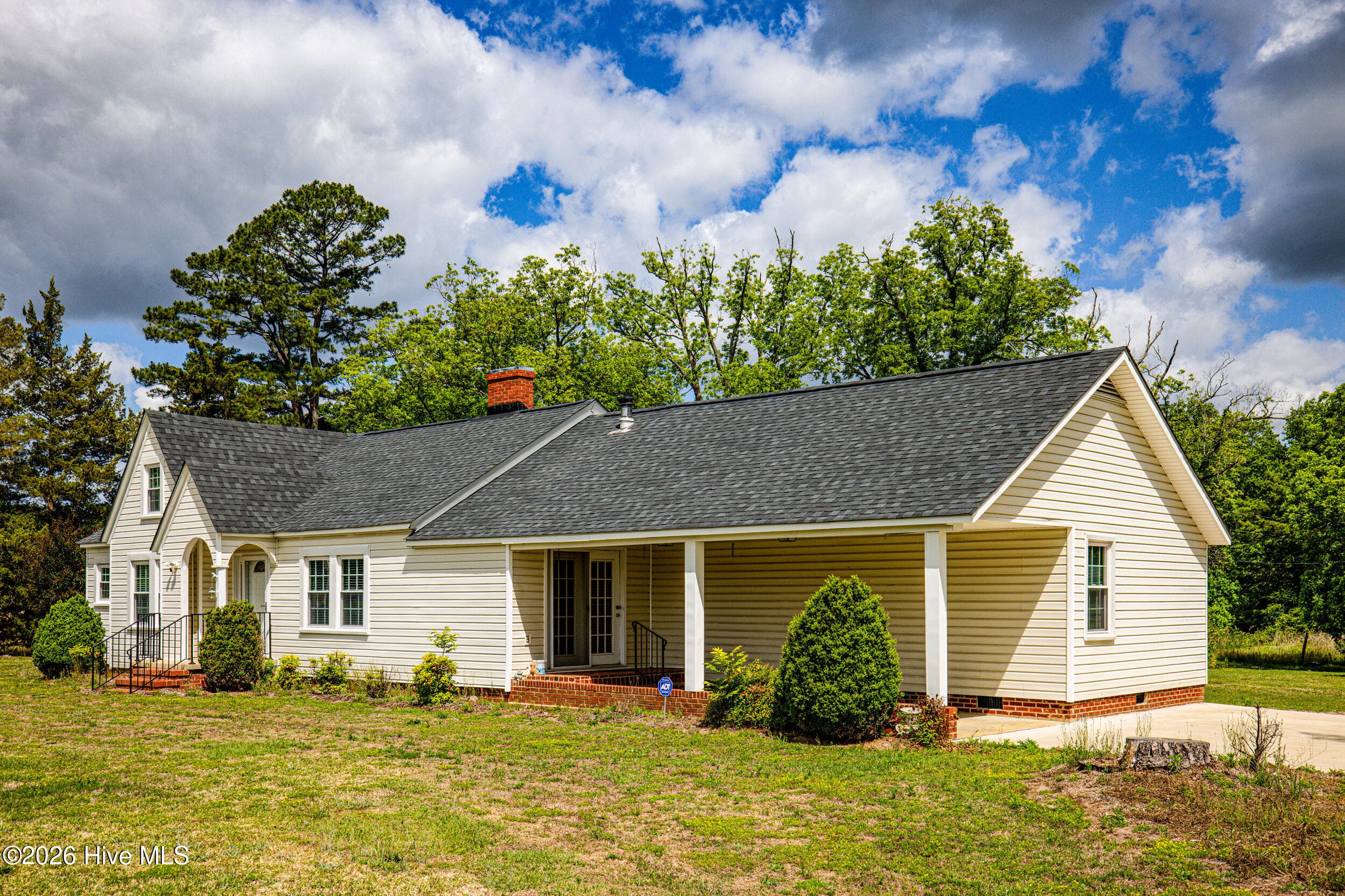 10581 E Nc 42 Highway, Middlesex, NC 27557
