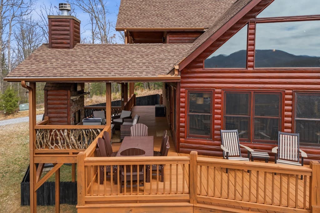 Single Family Residence at 33 Stanley Ridge Drive, Morganton, GA 30560, photo 2 of 8