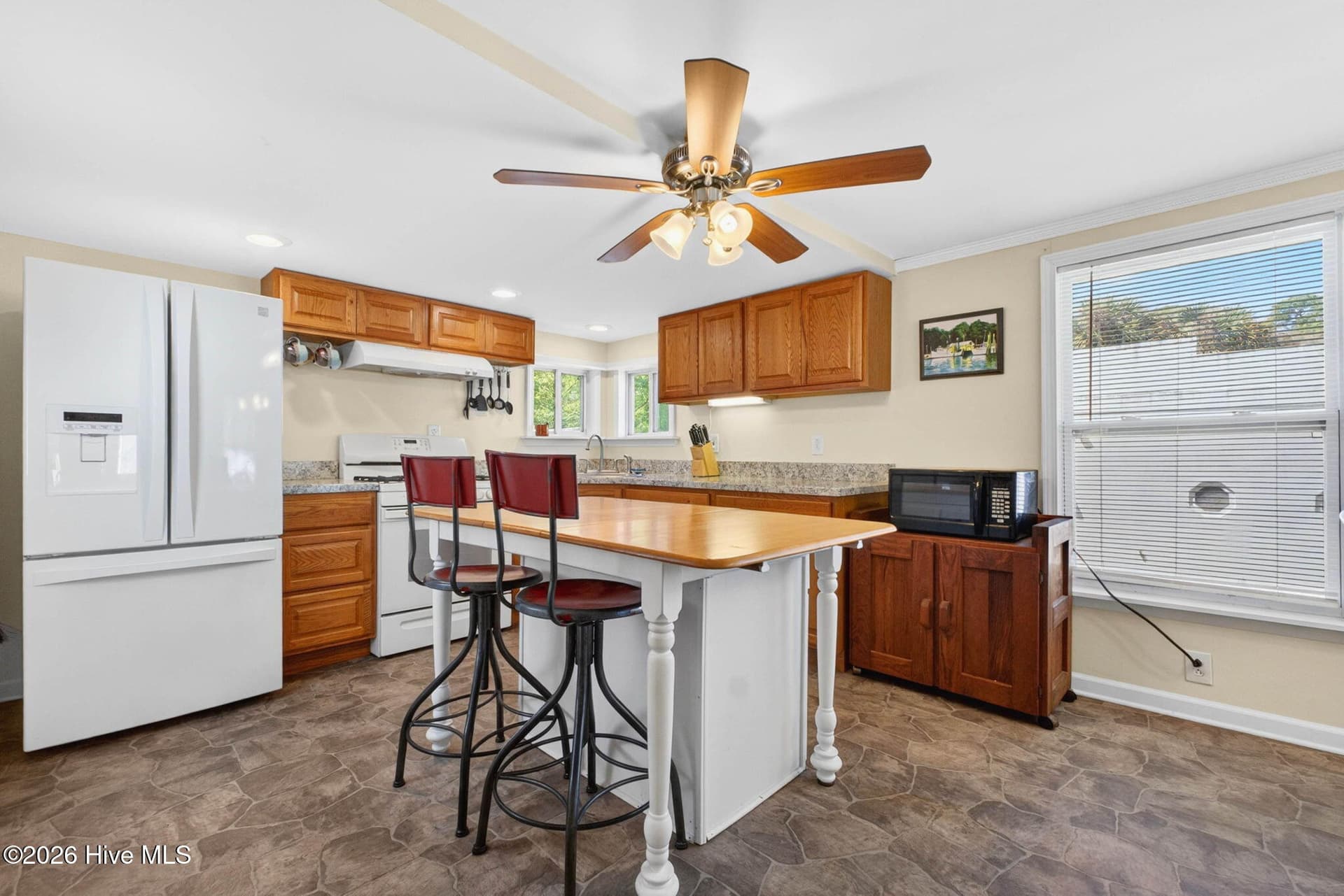 Manufactured Home at 2495 Barracuda Street SW, Supply, NC 28462, photo 25 of 62