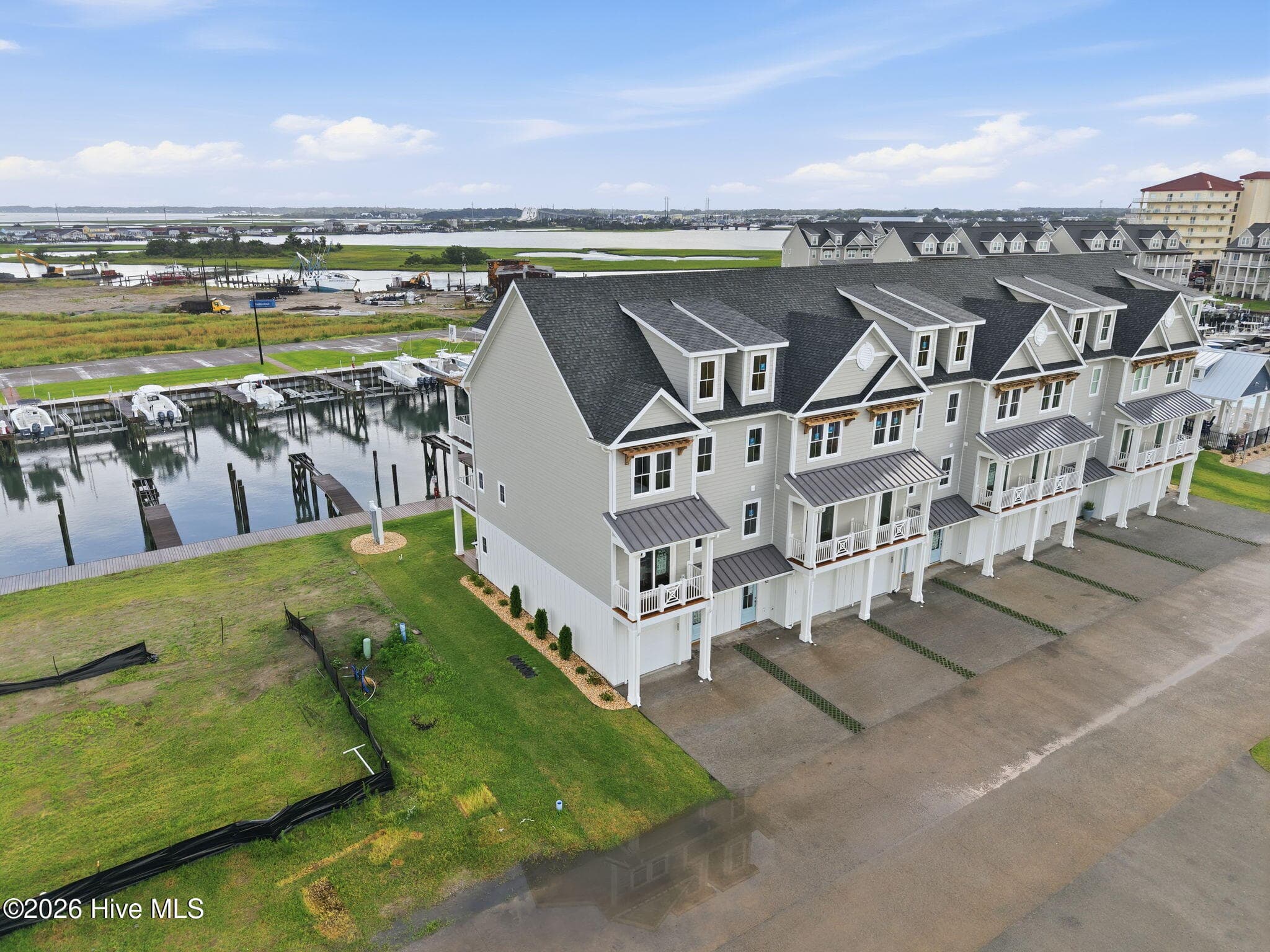 Townhouse at 200 Olde Towne Yacht Club Drive 50, Beaufort, NC 28516, photo 15 of 53