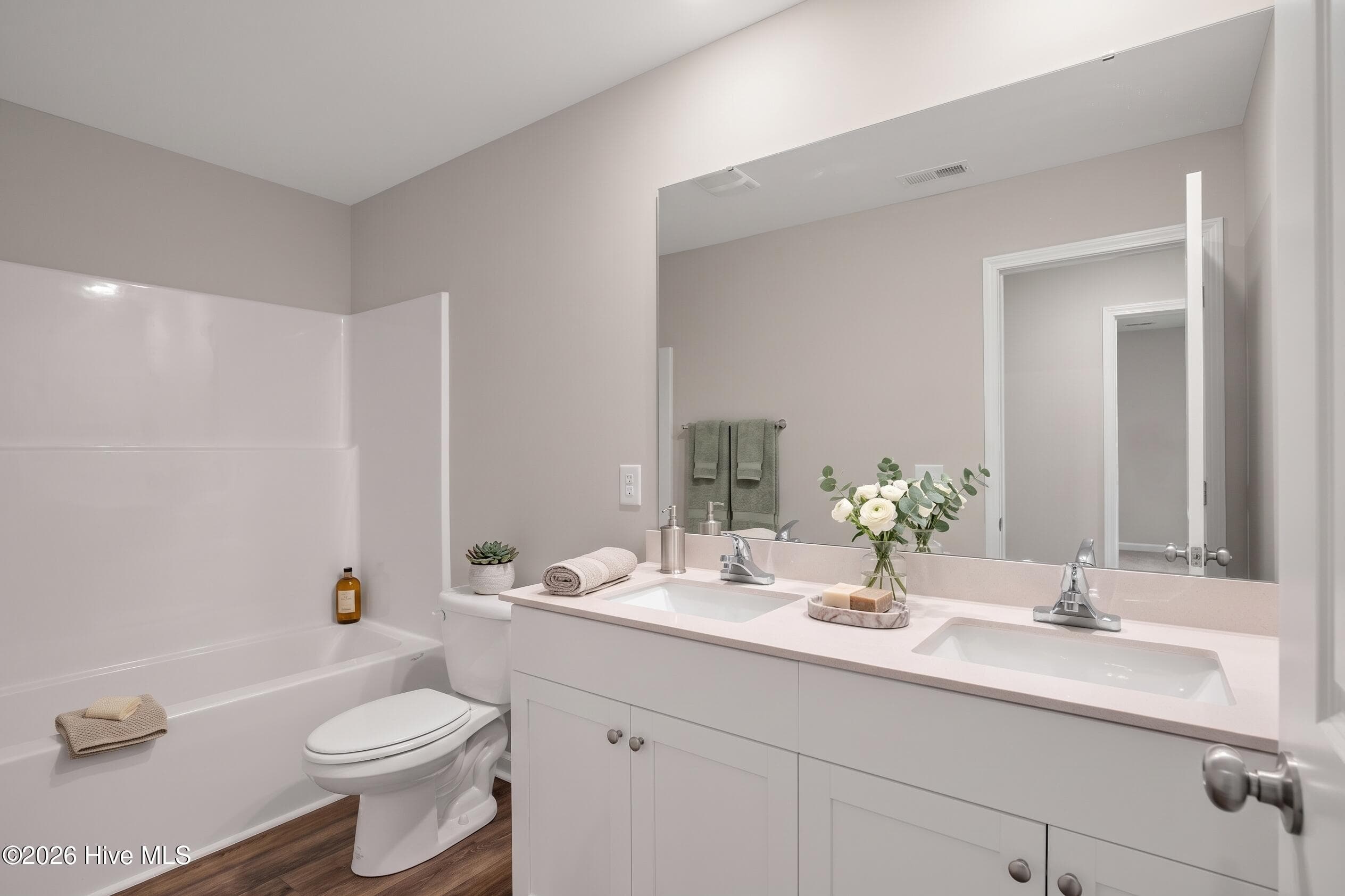 Virtually Staged - 17 W Emily Gardens Drive, Selma, NC 27576