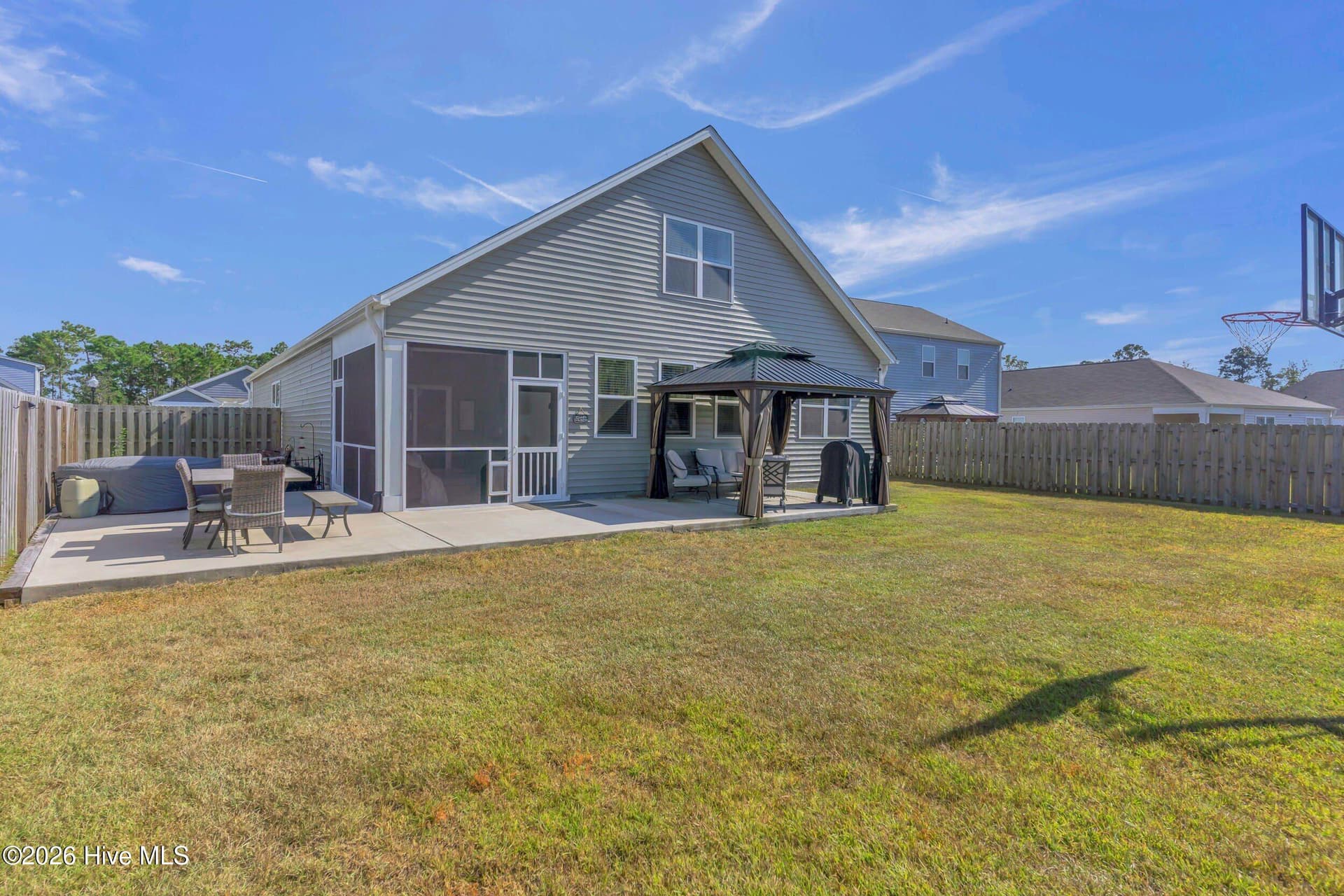 Single Family Residence at 1049 Burled Oak Rdg Lp SE, Bolivia, NC 28422, photo 46 of 83