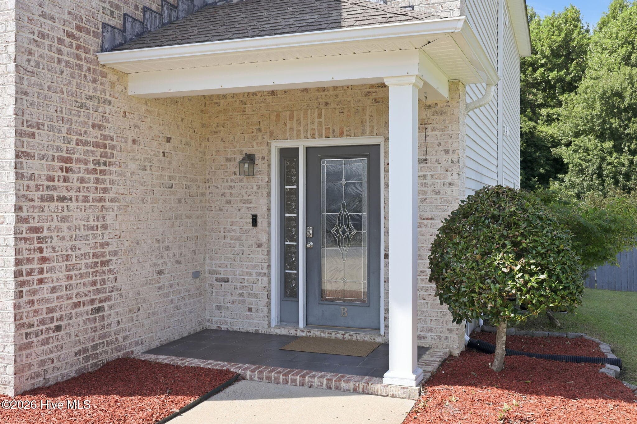 Decorate for every season! - 1904 Cambria Drive B, Greenville, NC 27834