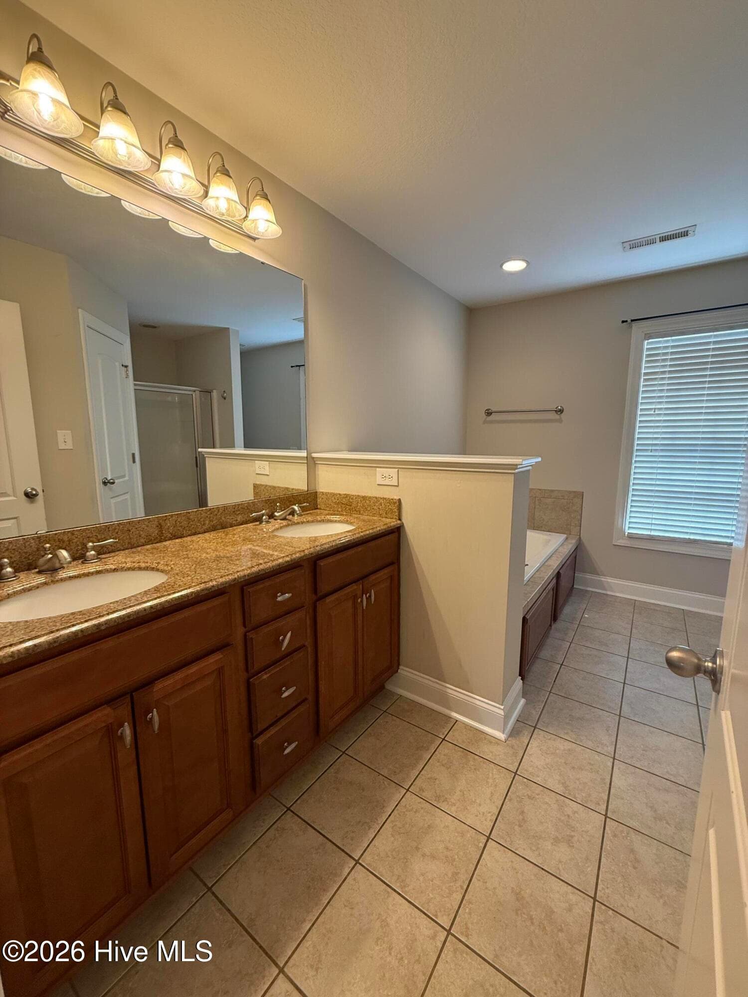 Townhouse at 2204 Dovedale Drive B, Greenville, NC 27834, photo 16 of 28