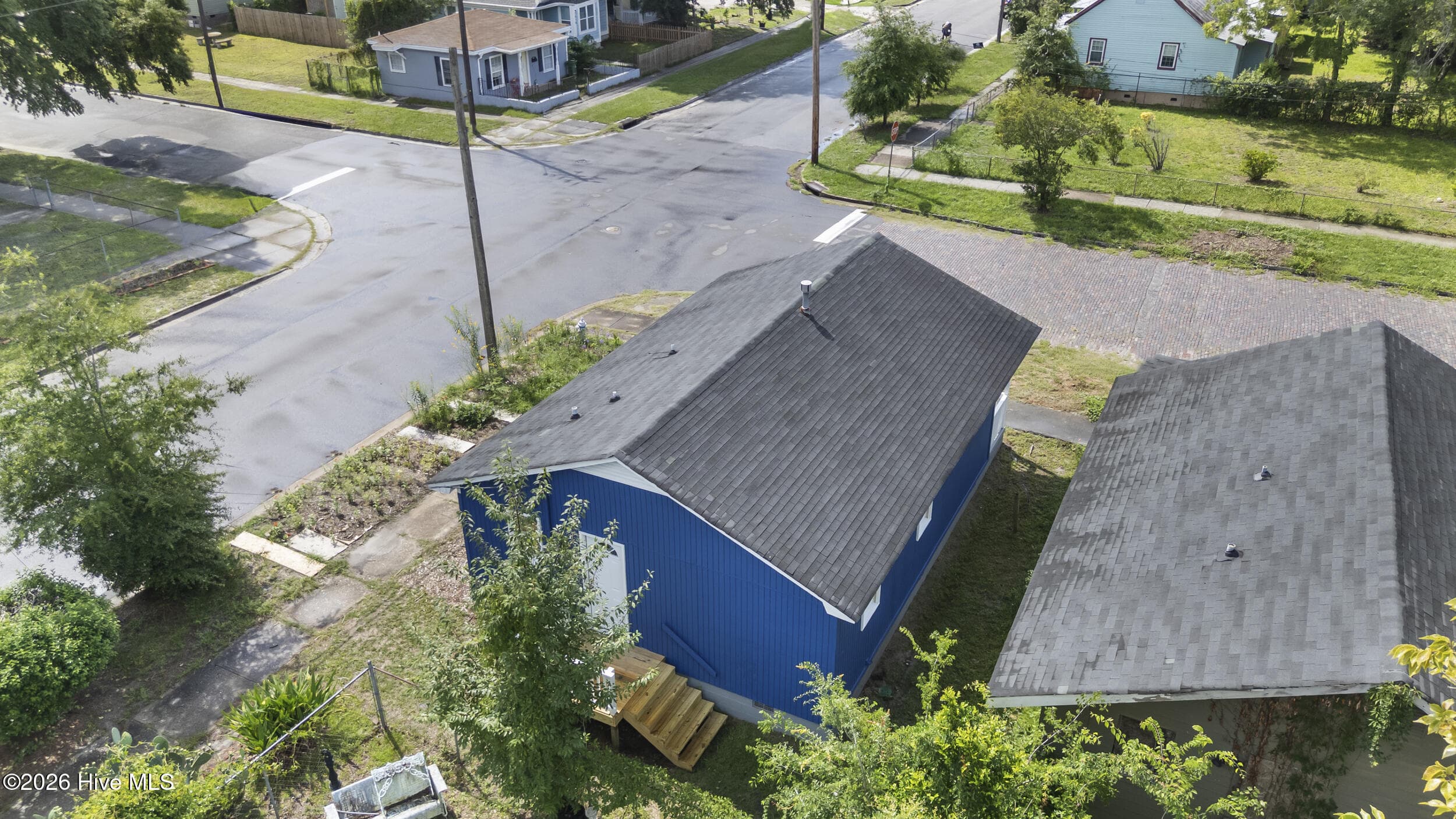 Single Family Residence at 521 Swann Street, Wilmington, NC 28401, photo 28 of 36