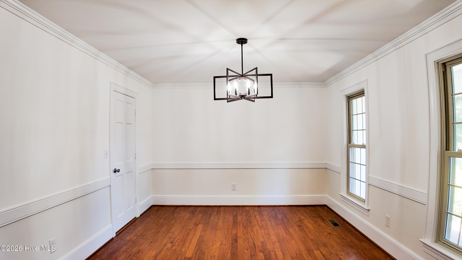 Single Family Residence at 101 Forest Drive, Clinton, NC 28328, photo 13 of 38