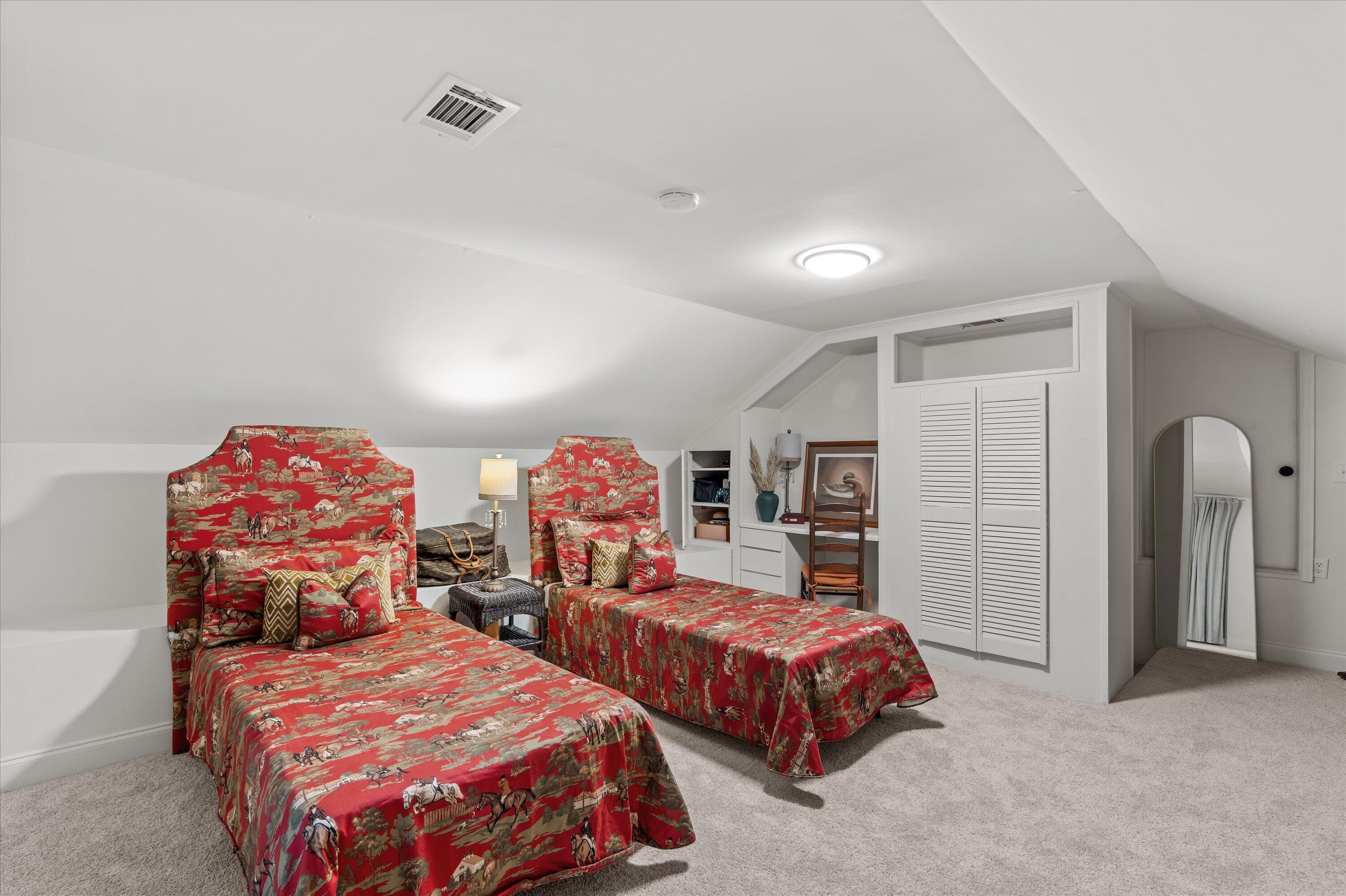 built in desk and closet - 140 Lewiston Road, Grovetown, GA 30813