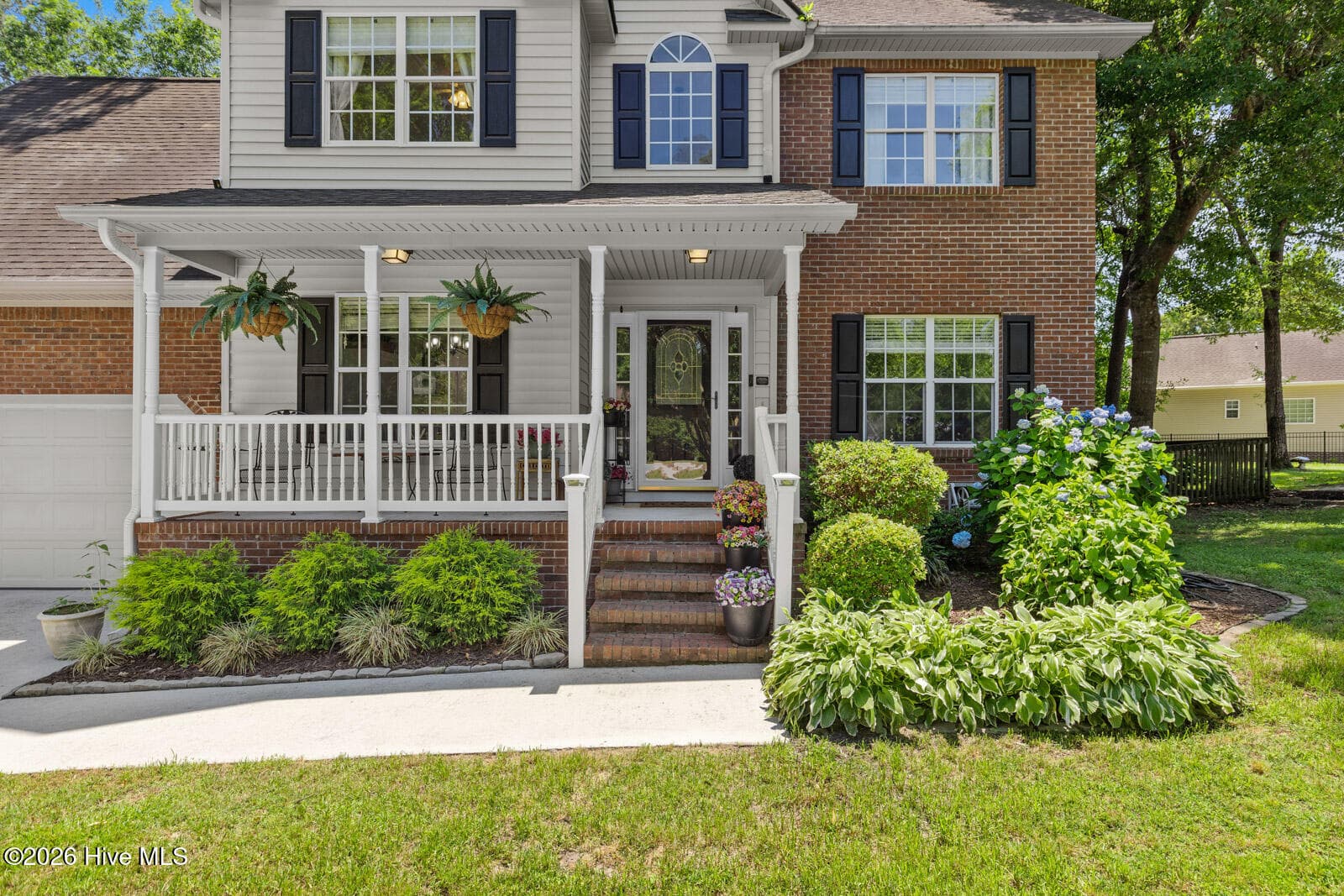 Single Family Residence at 125 Dockside Drive, Jacksonville, NC 28546, photo 5 of 47
