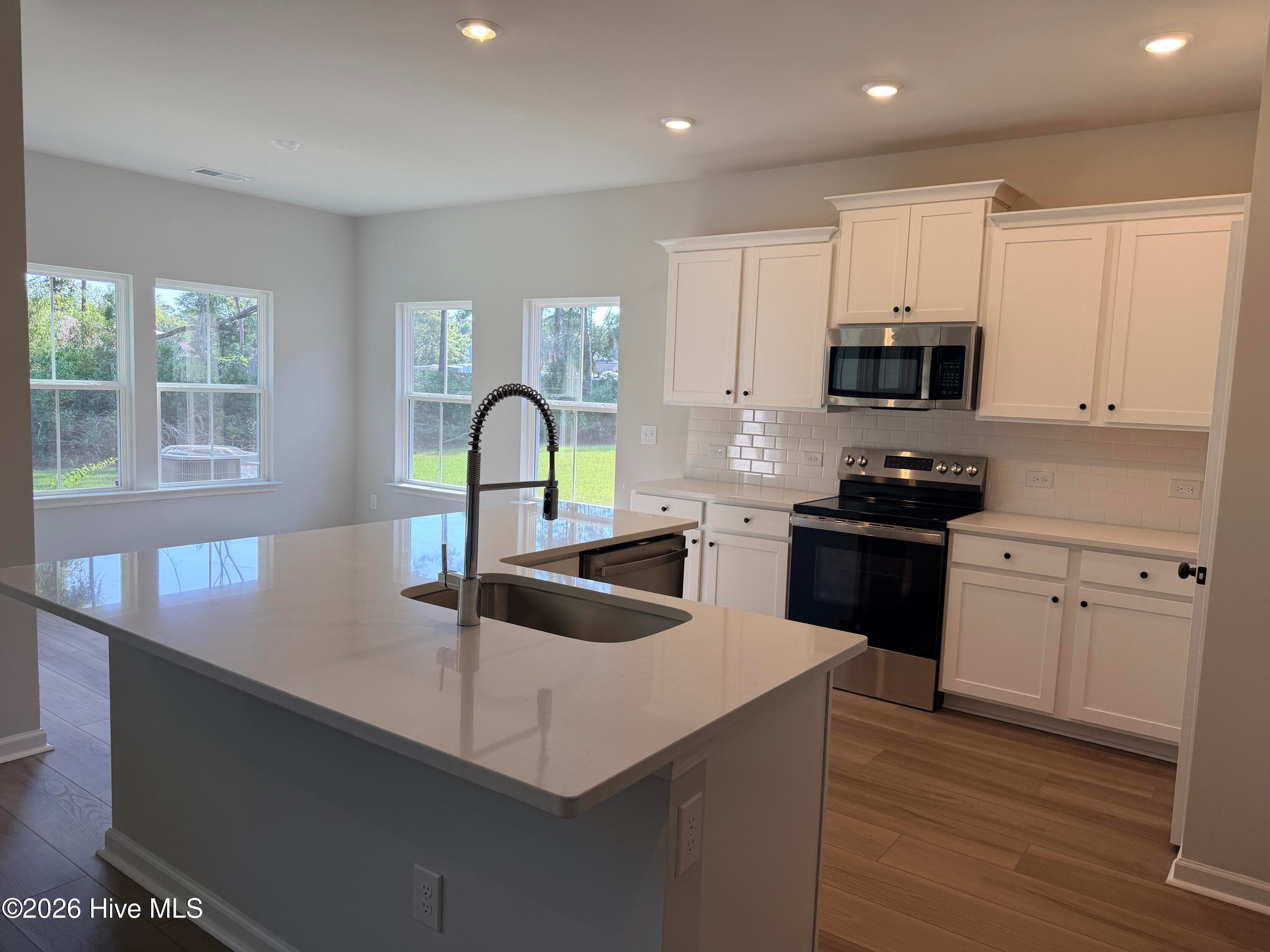 Single Family Residence at 3483 Sandhill Crane Drive SW Litchfield Il Lot 19, Ocean Isle Beach, NC 28469, photo 12 of 35