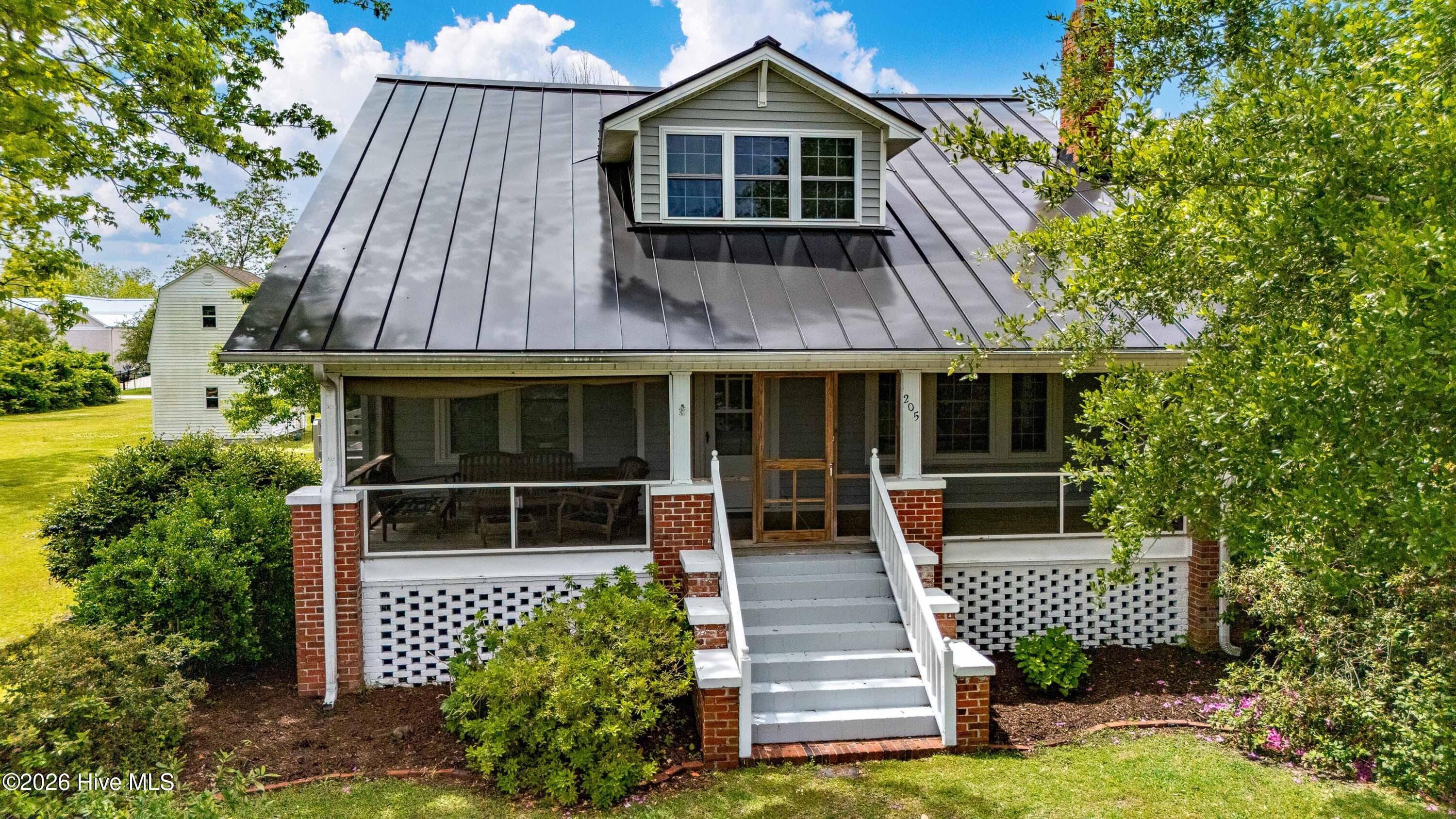 Single Family Residence at 205 High Street, Oriental, NC 28571, photo 3 of 80