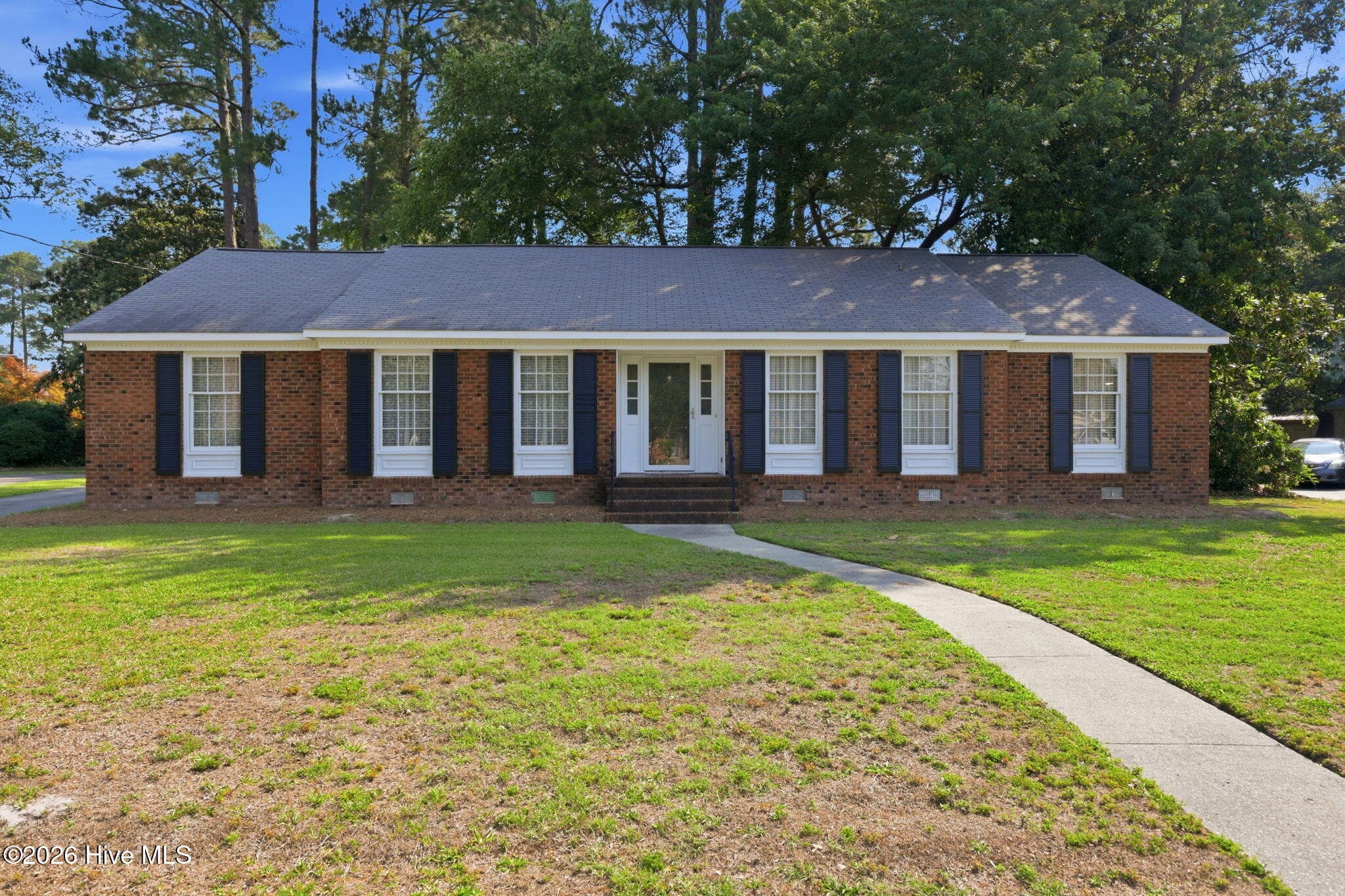 Single Family Residence at 1205 W Highland Avenue, Kinston, NC 28501, photo 4 of 48