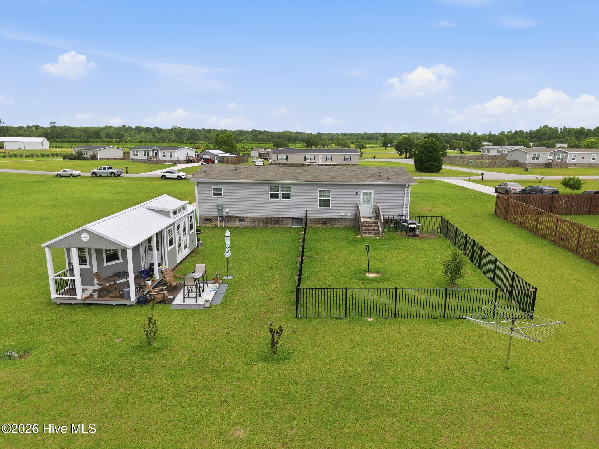 Manufactured Home at 203 Magnolia Drive, Stella, NC 28582, photo 38 of 40