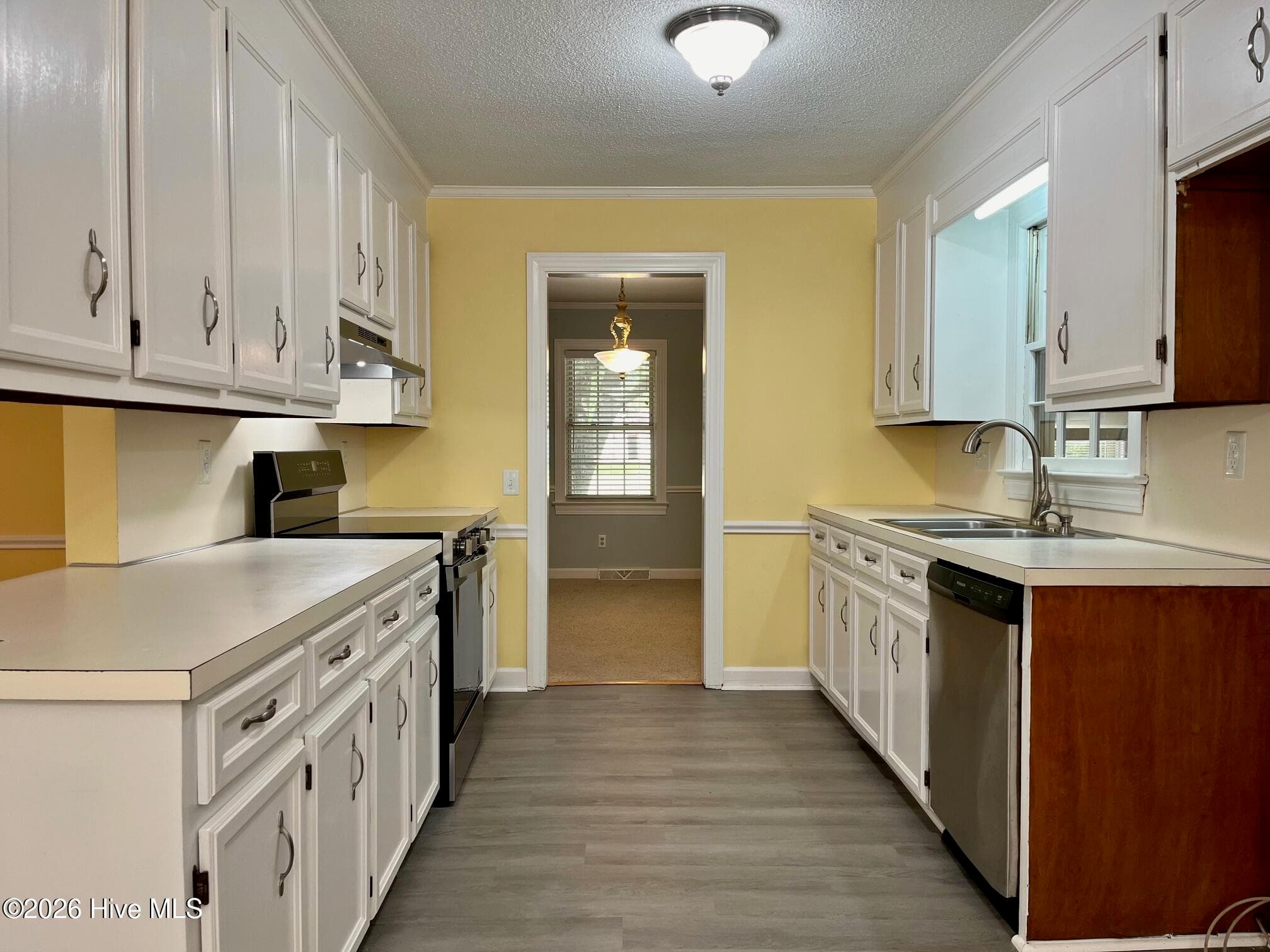 Single Family Residence at 2407 Sparre Drive, Kinston, NC 28504, photo 2 of 5