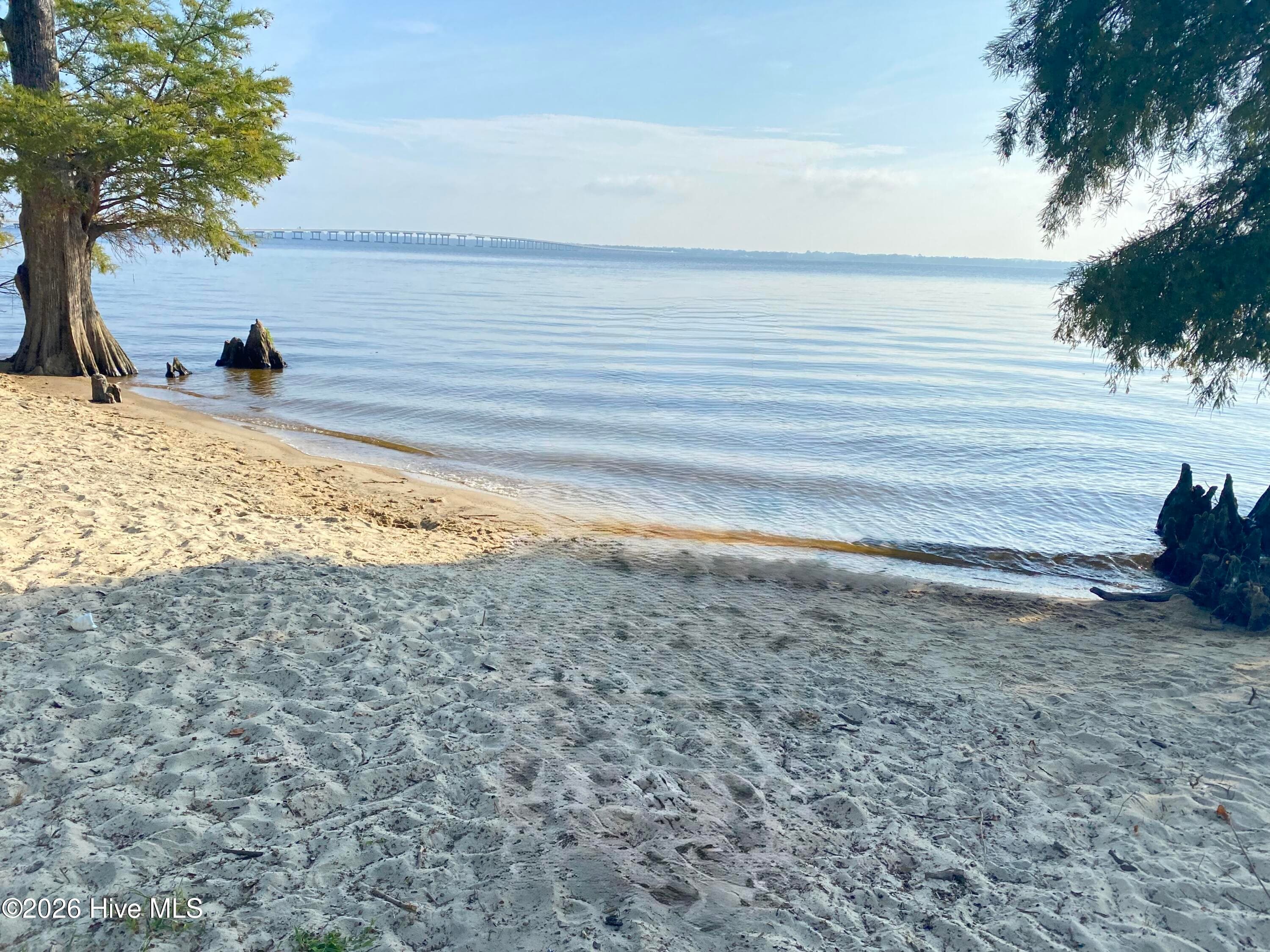 Peaceful Bertie Beach is Under 10 minutes - 114 27 and 28 Gov Eden House Road, Merry Hill, NC 27957