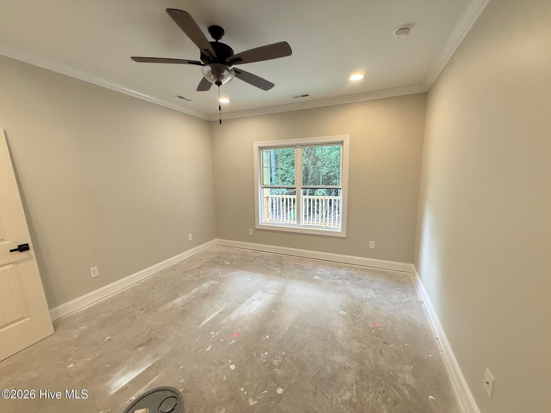 Single Family Residence at 806 Sweetgrass Street, Holly Ridge, NC 28445, photo 11 of 16