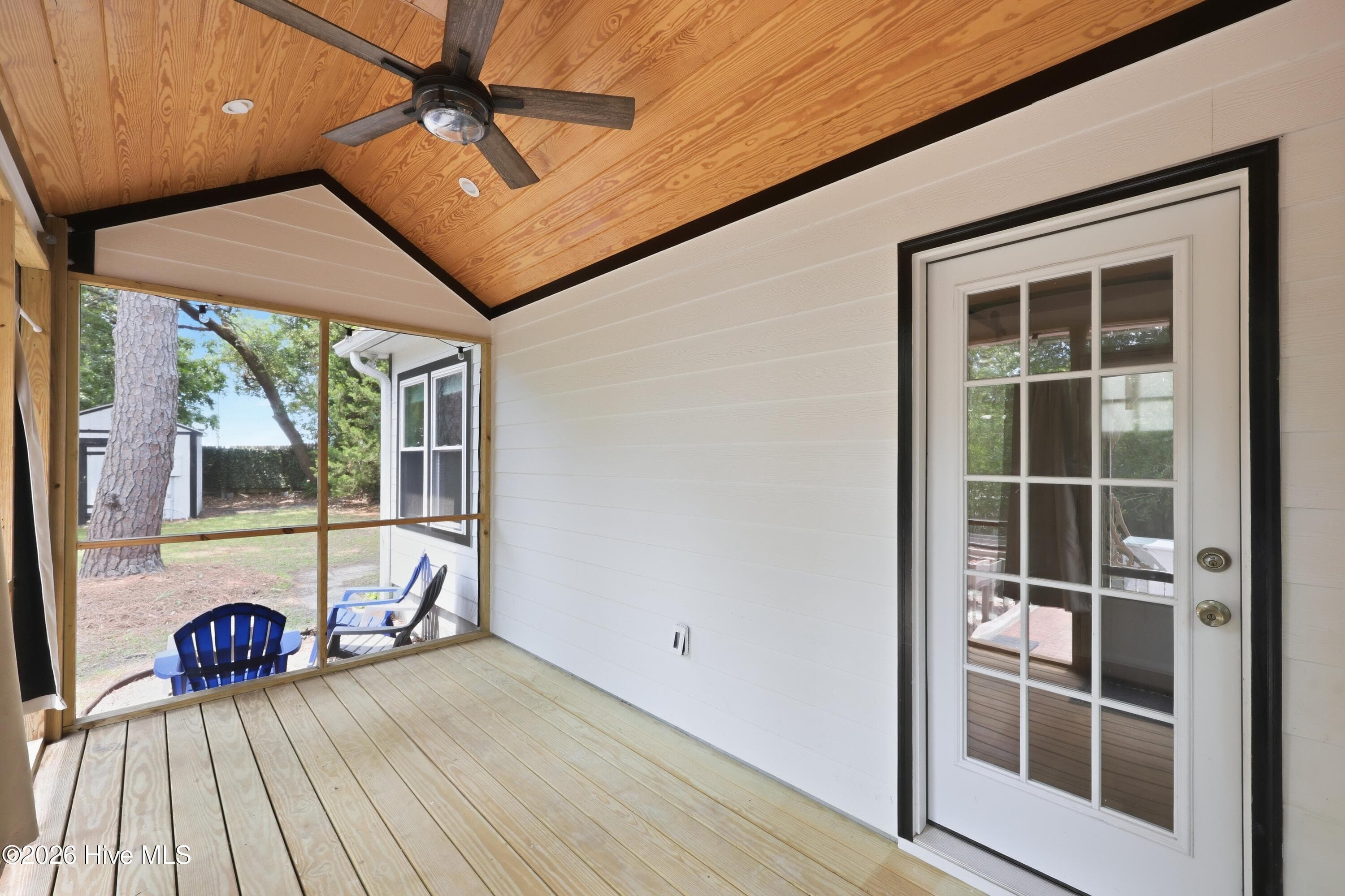 Single Family Residence at 109 Noyes Avenue, Morehead City, NC 28557, photo 3 of 3