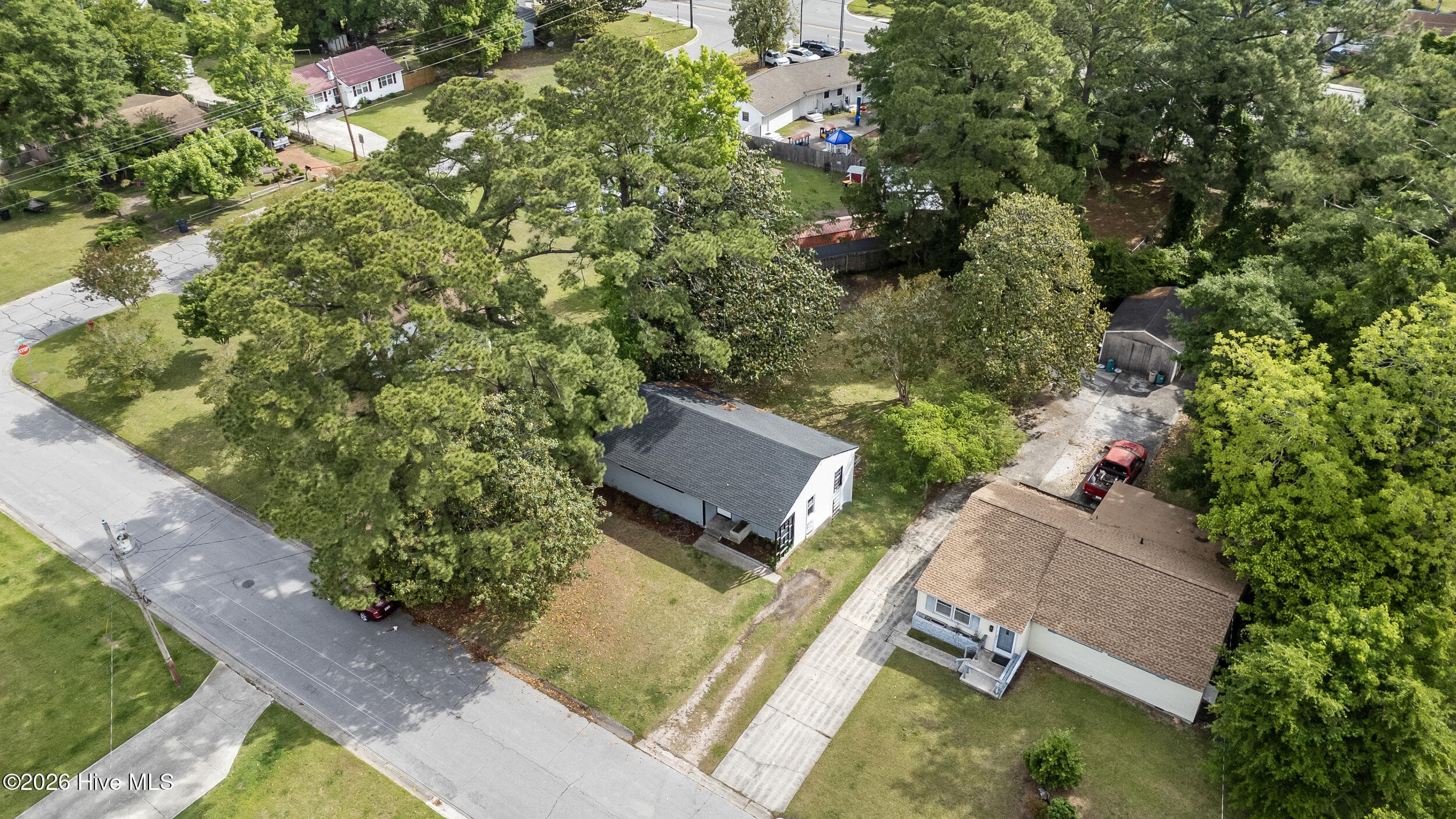 Single Family Residence at 530 Oak Lane, Jacksonville, NC 28540, photo 29 of 32