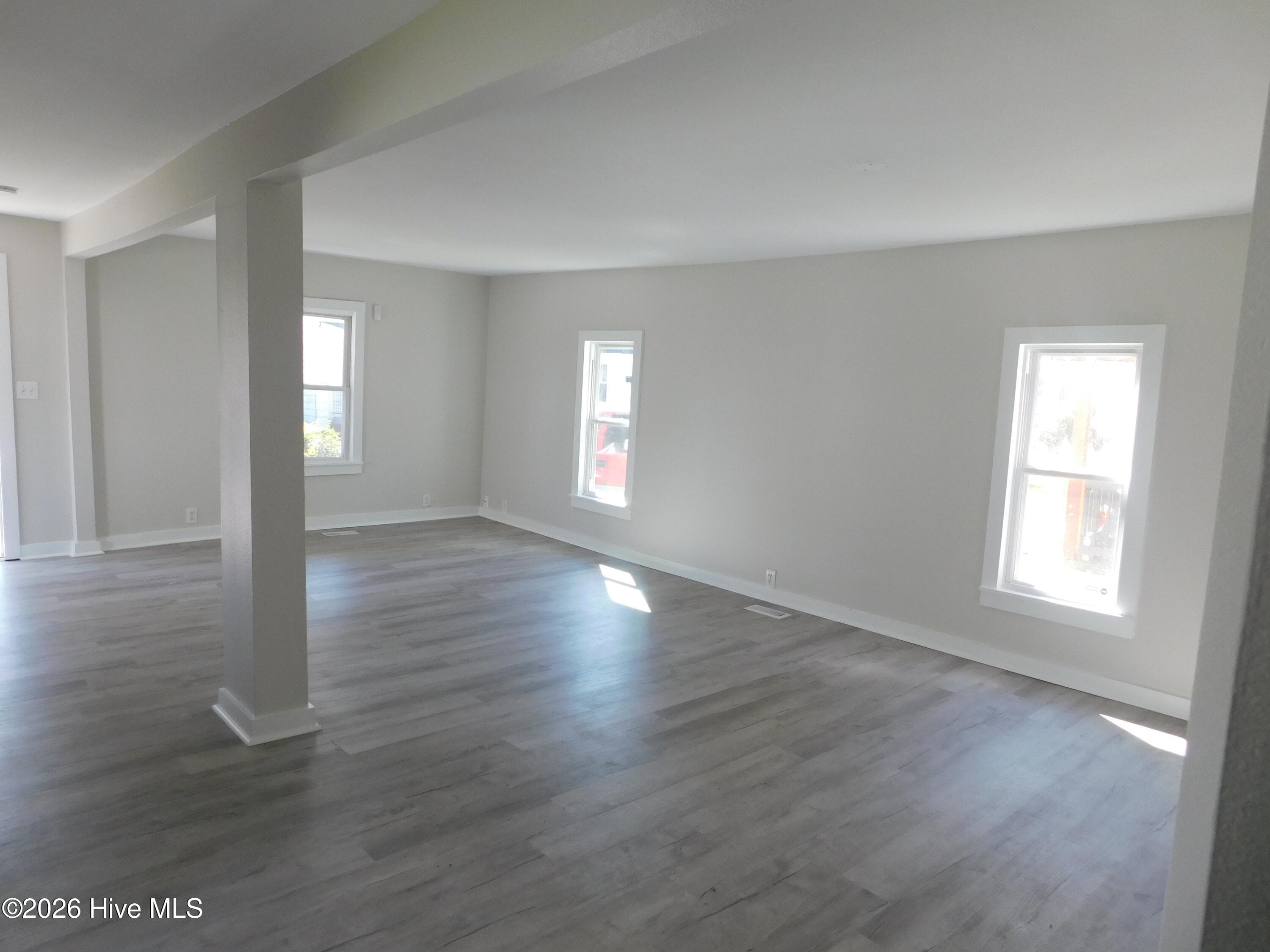 Single Family Residence at 518 Edge Street, Elizabeth City, NC 27909, photo 13 of 23